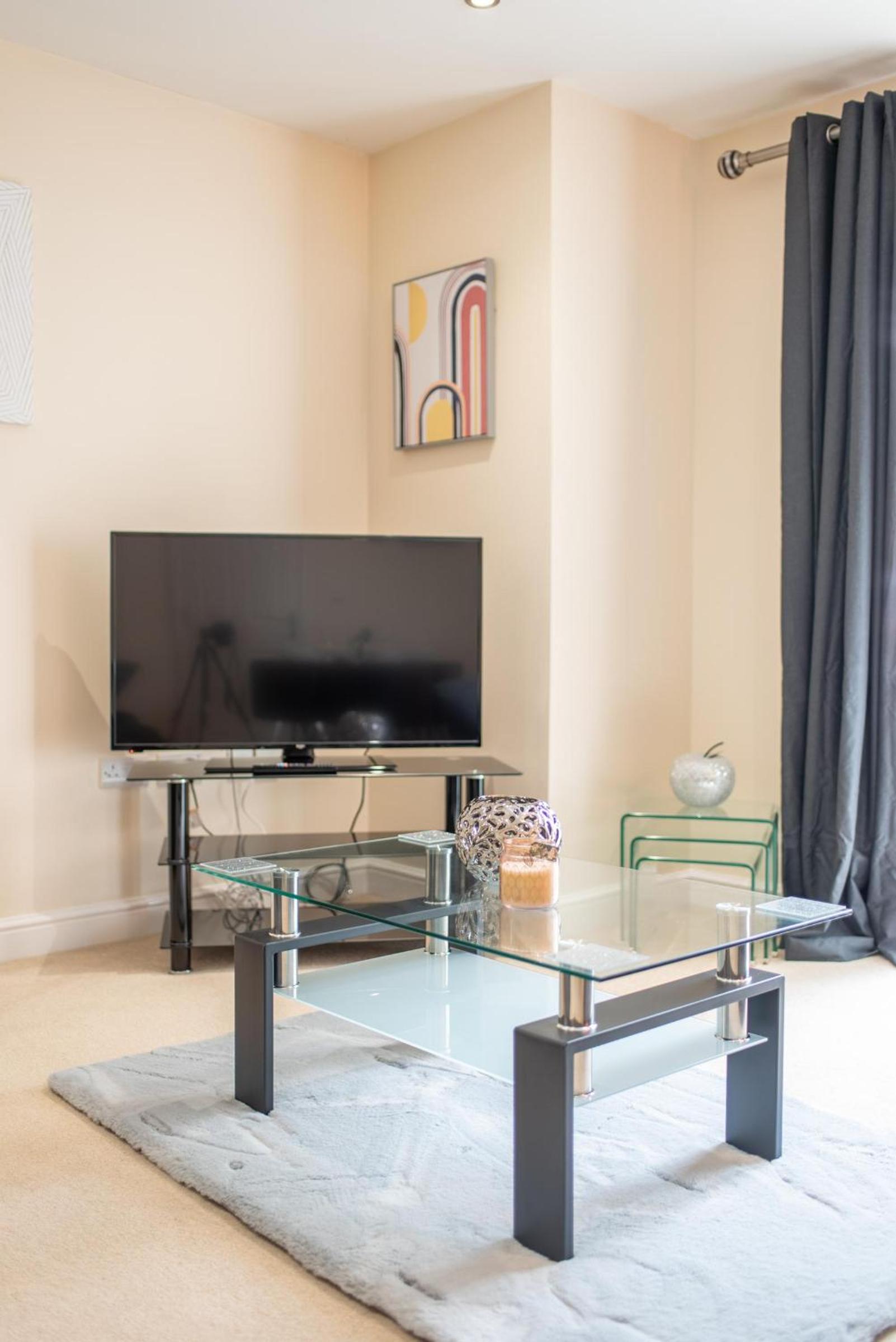 Two-Bedroom Apartment - Photo 10