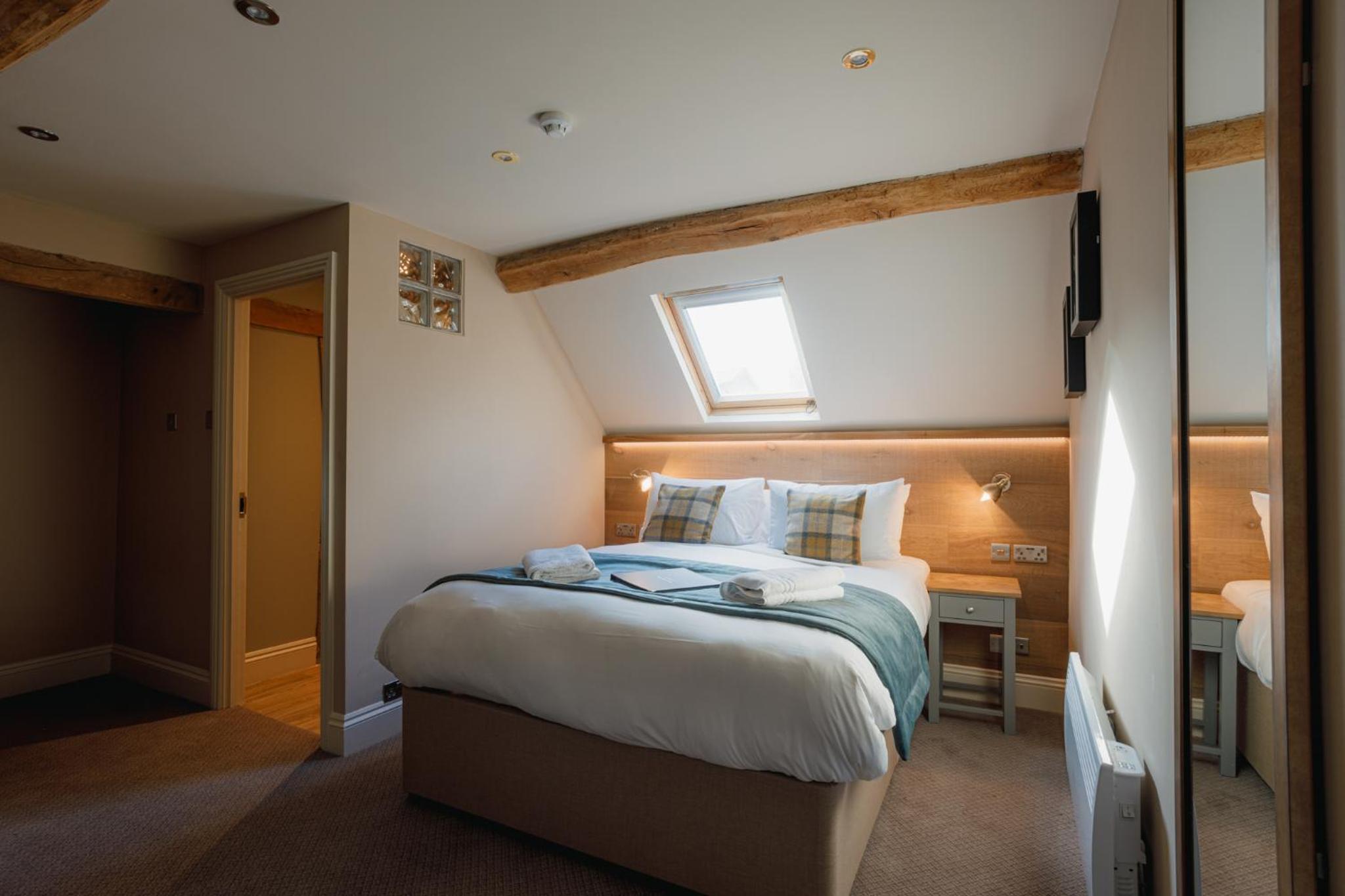 Double Room - Photo 6