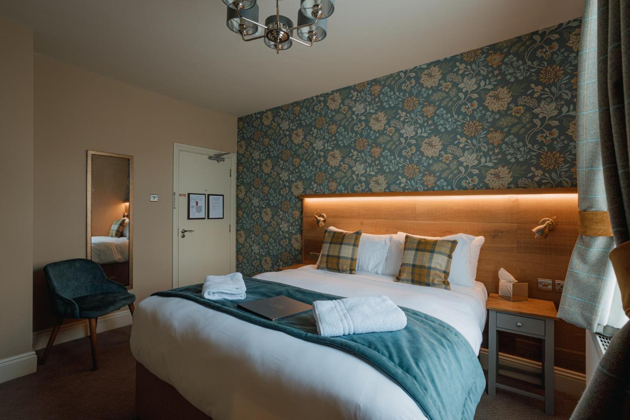 Double Room - Photo 11