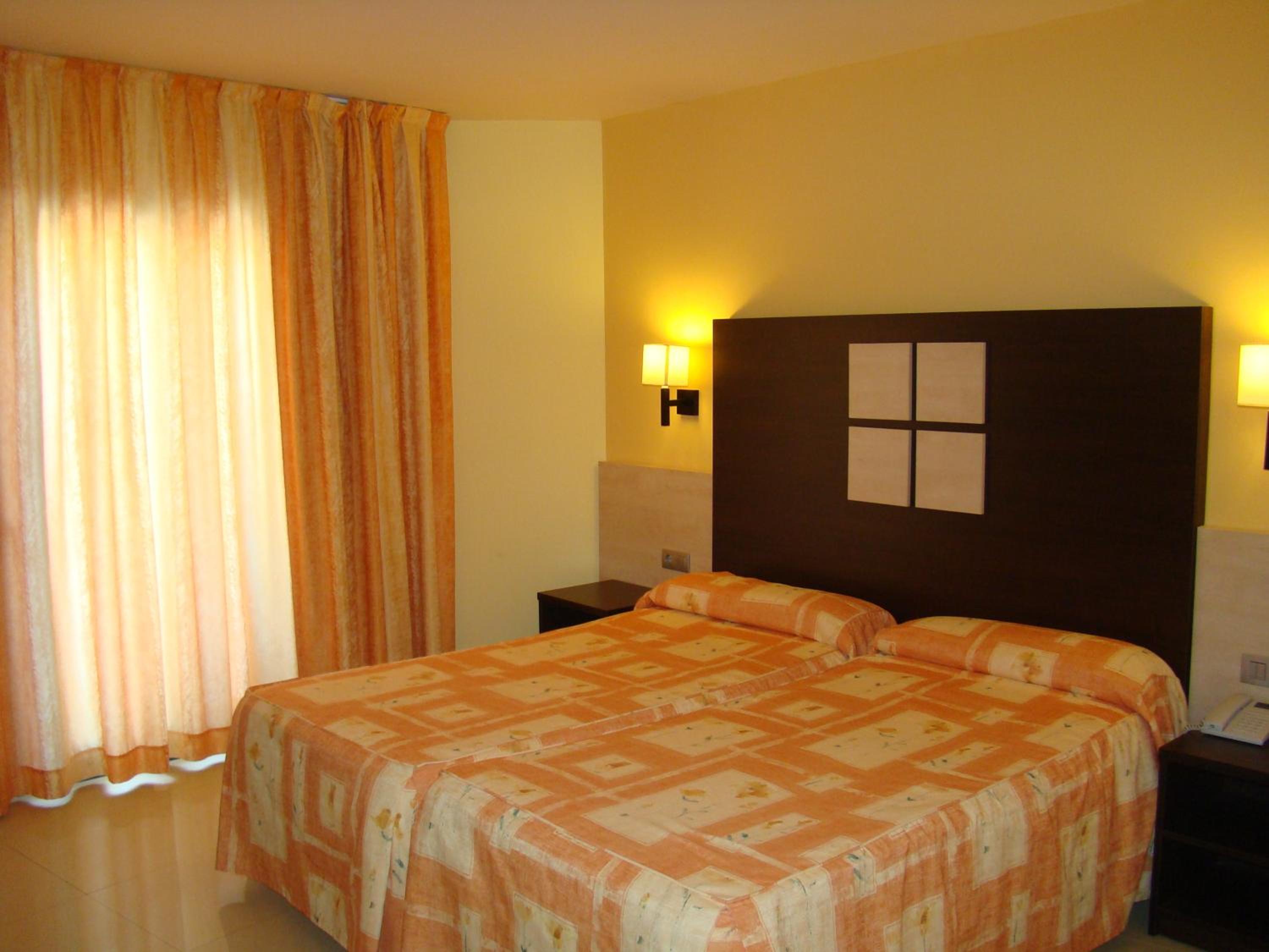 Superior Double or Twin Room photo 2
