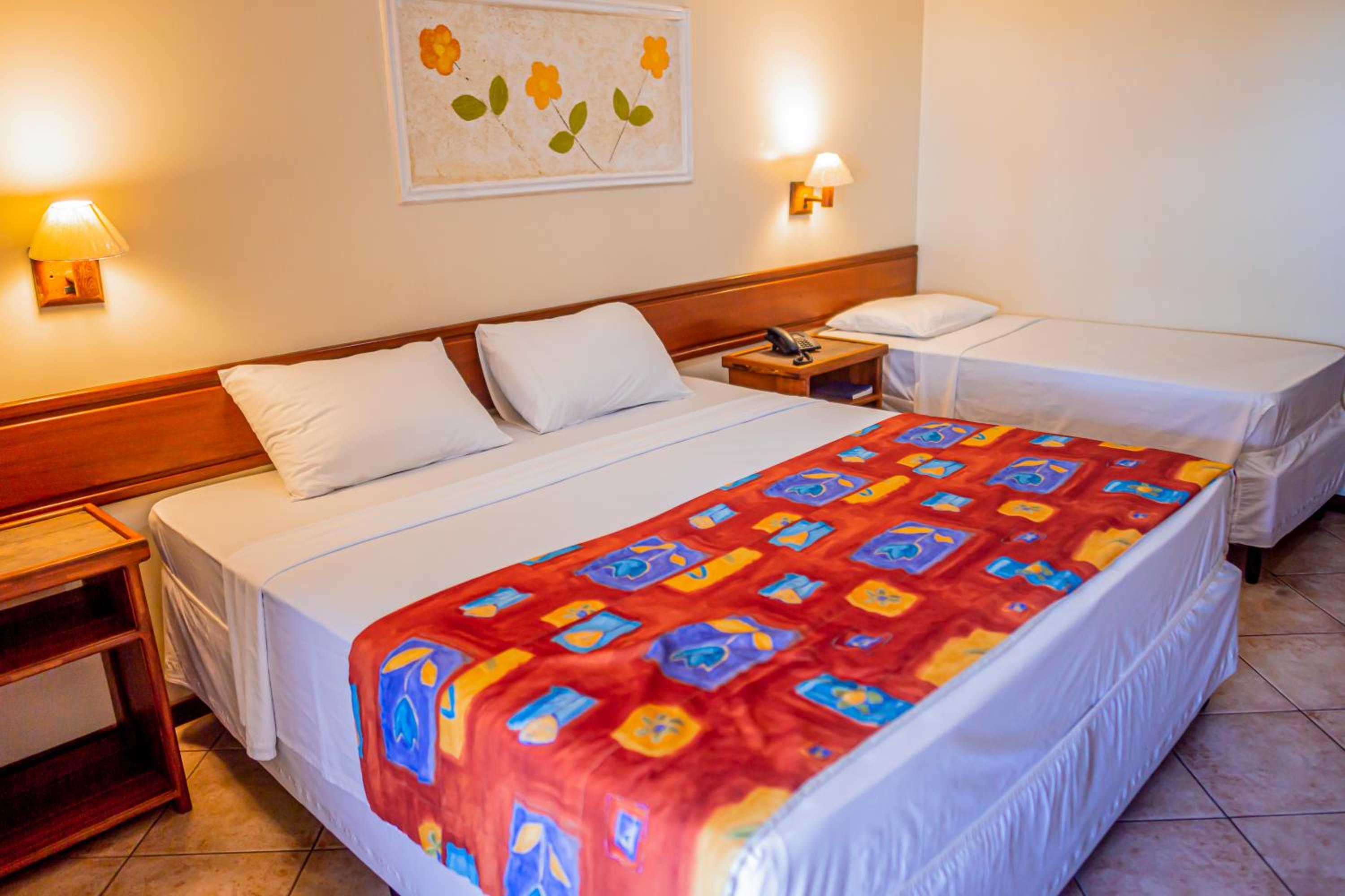 Luxury Room + Breakfast