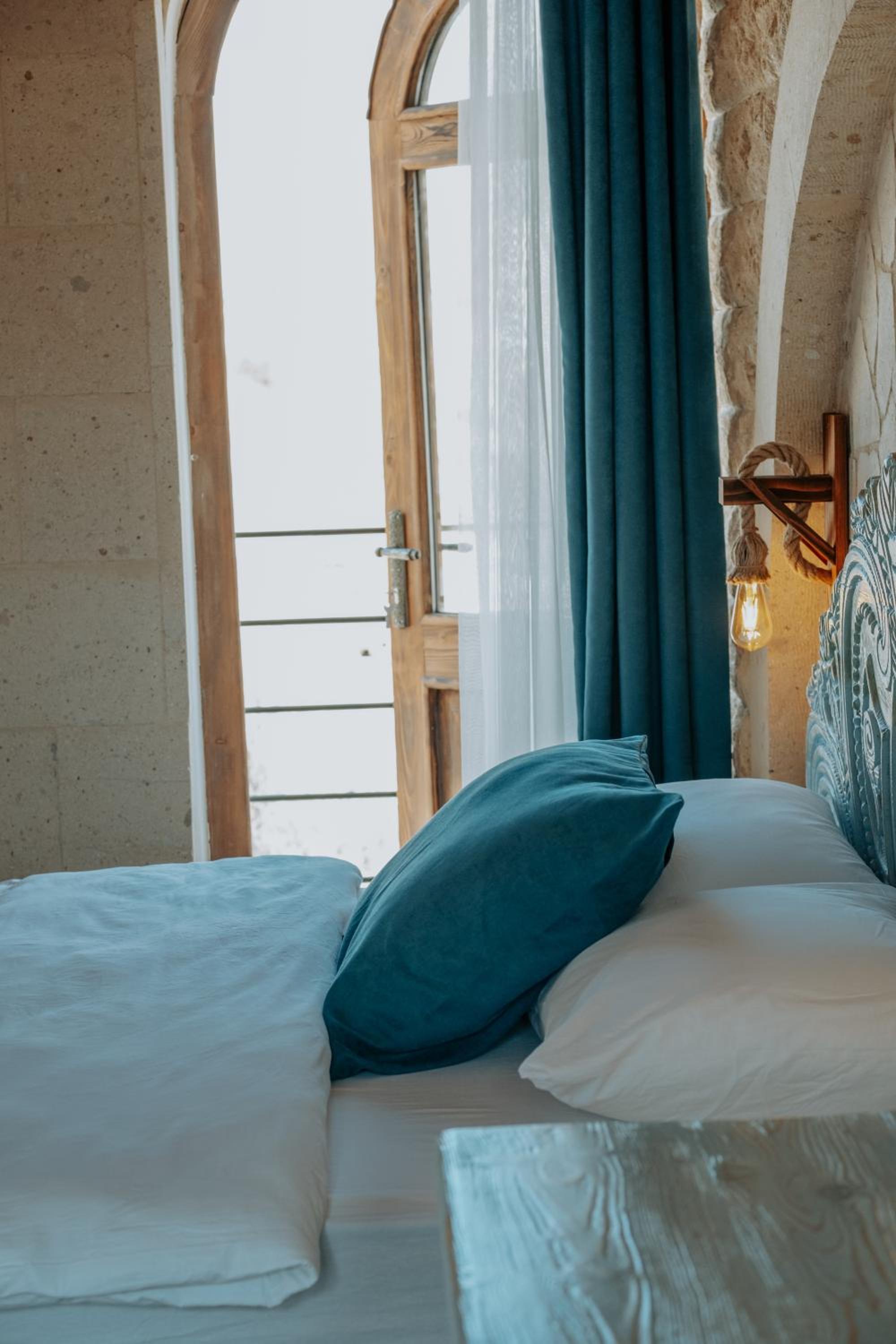Triple Room with Balcony - Photo 23