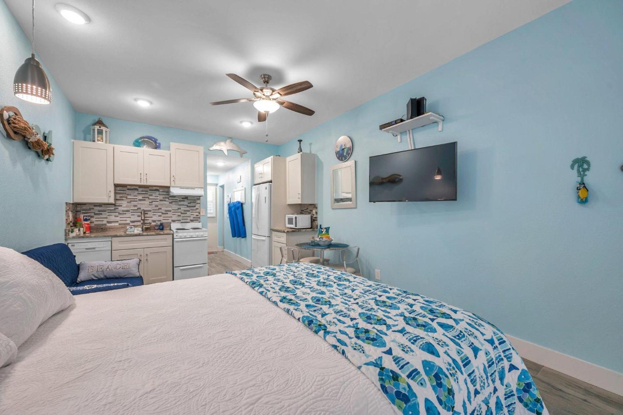 Apartment photo 1