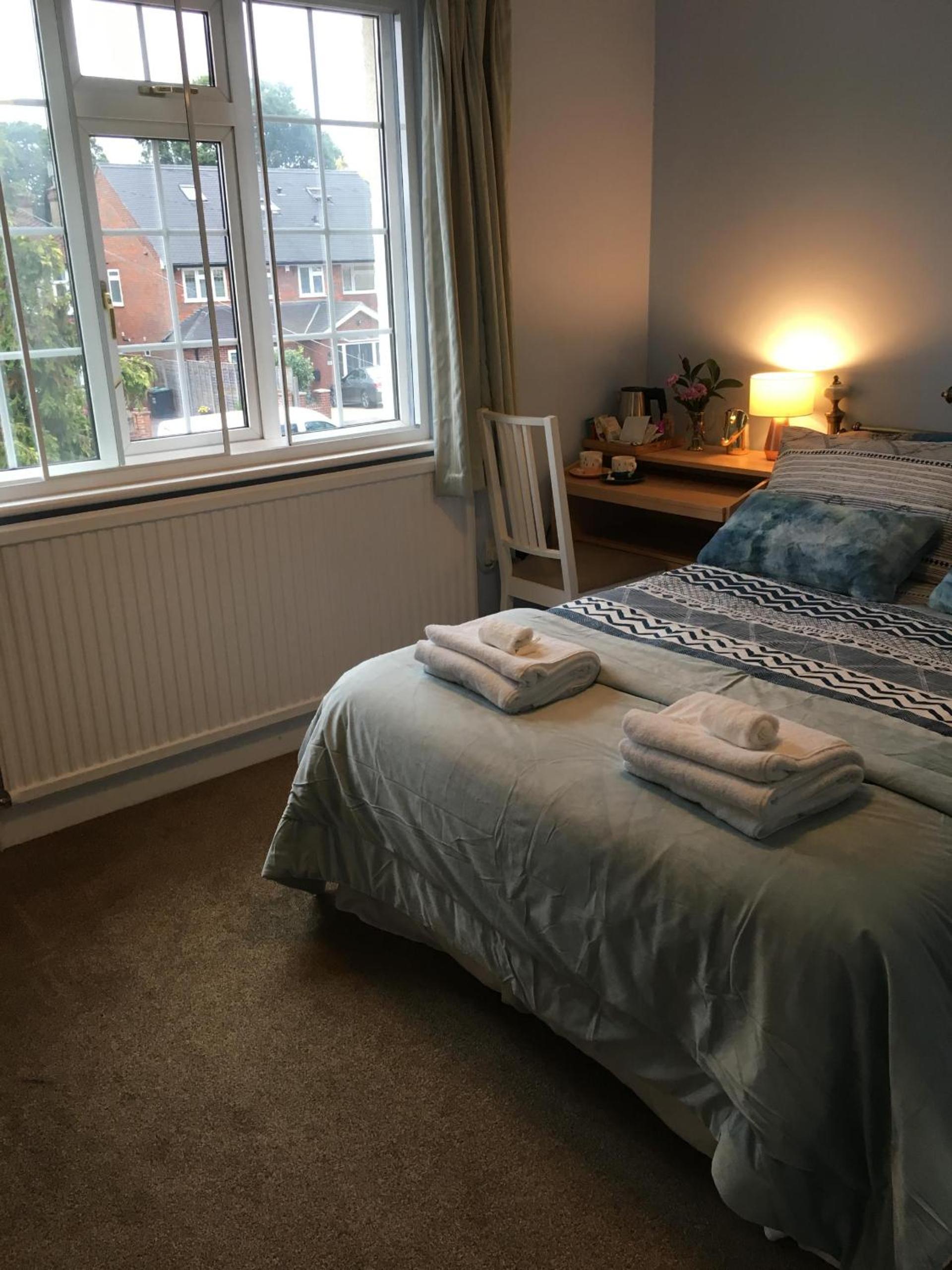 Standard Double Room with Shared Bathroom photo 2