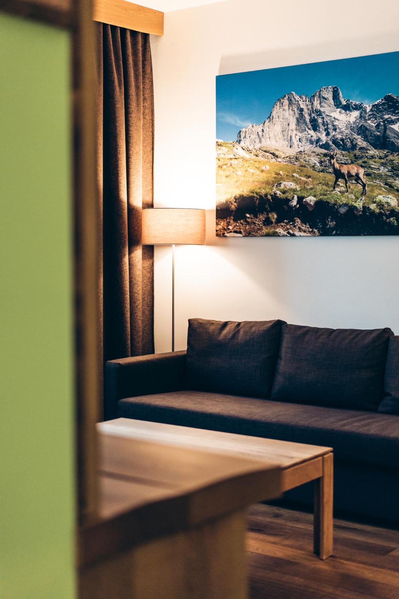 Junior Suite with Mountain View