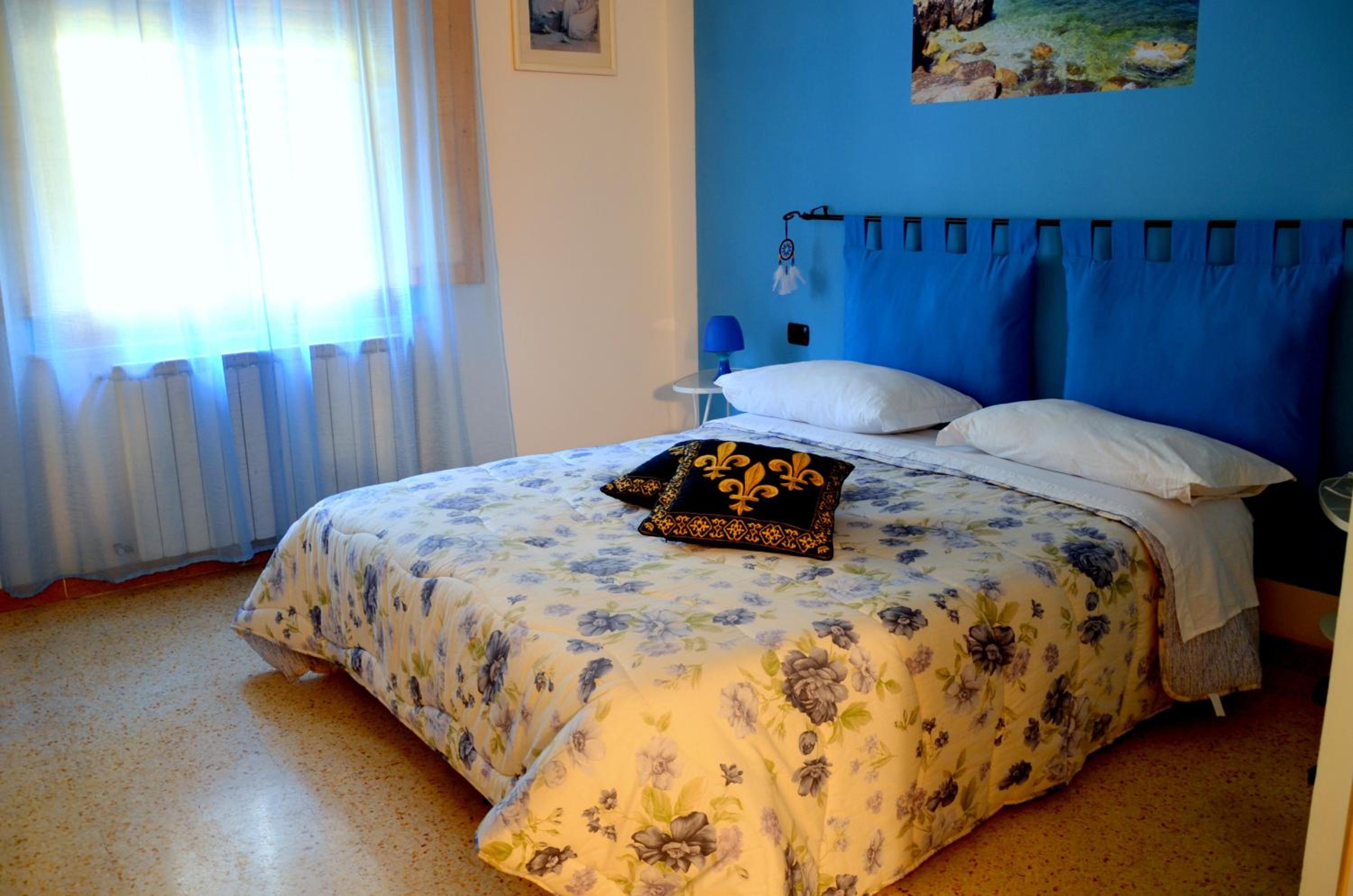 Deluxe Double or Twin Room with Garden View