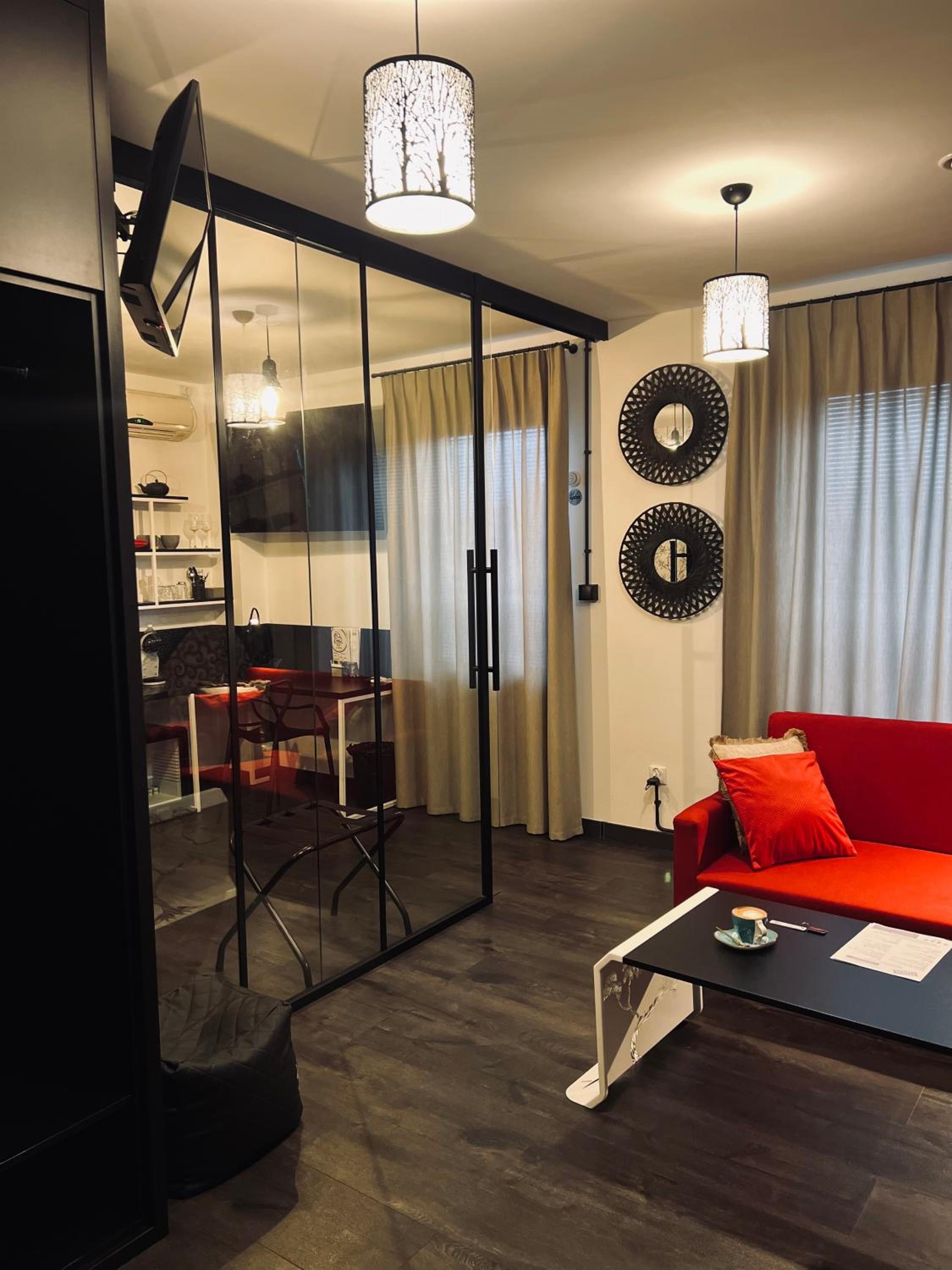Deluxe Studio - Photo 13