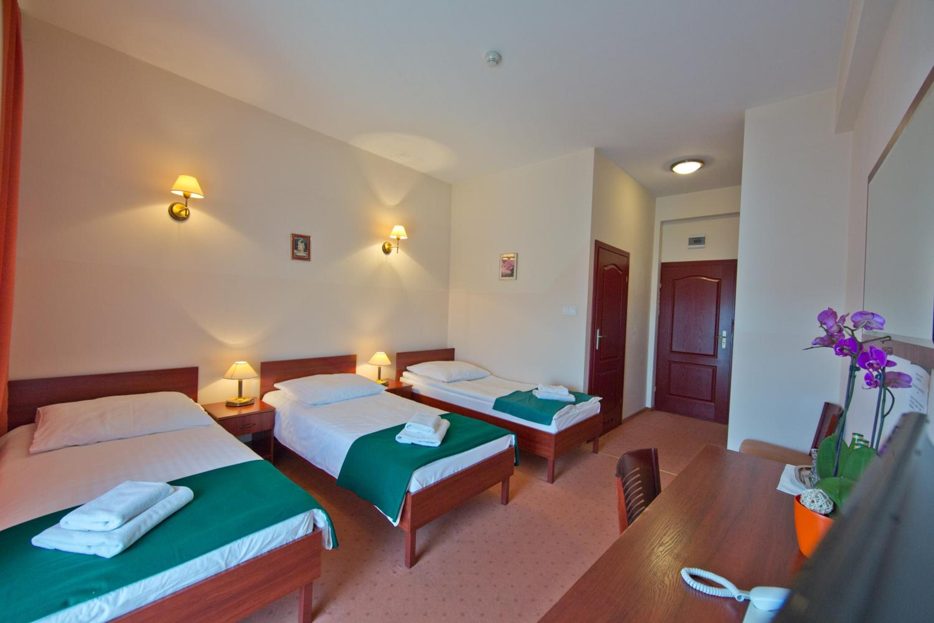 Triple Room - Photo 3
