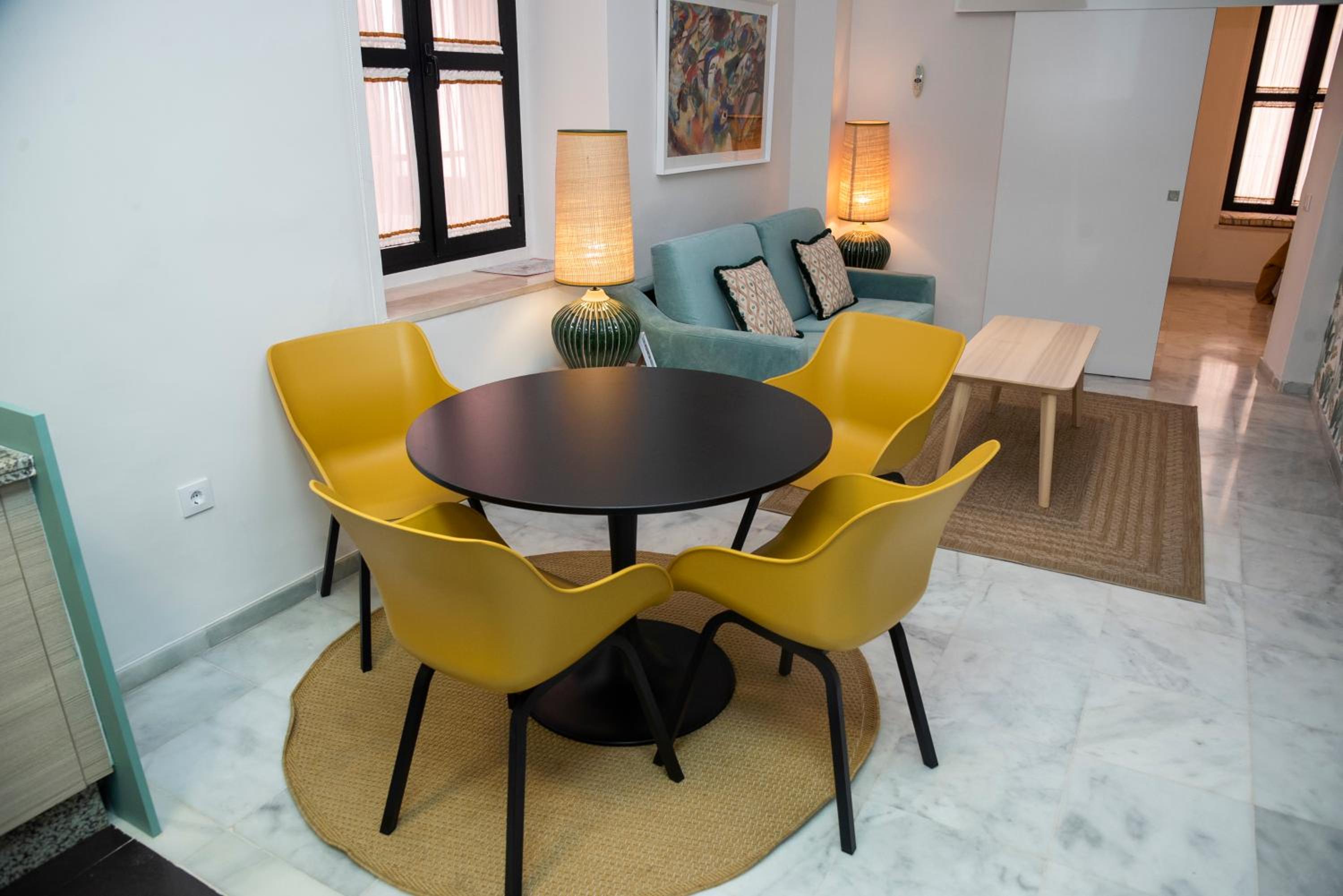 One-Bedroom Apartment - Photo 23