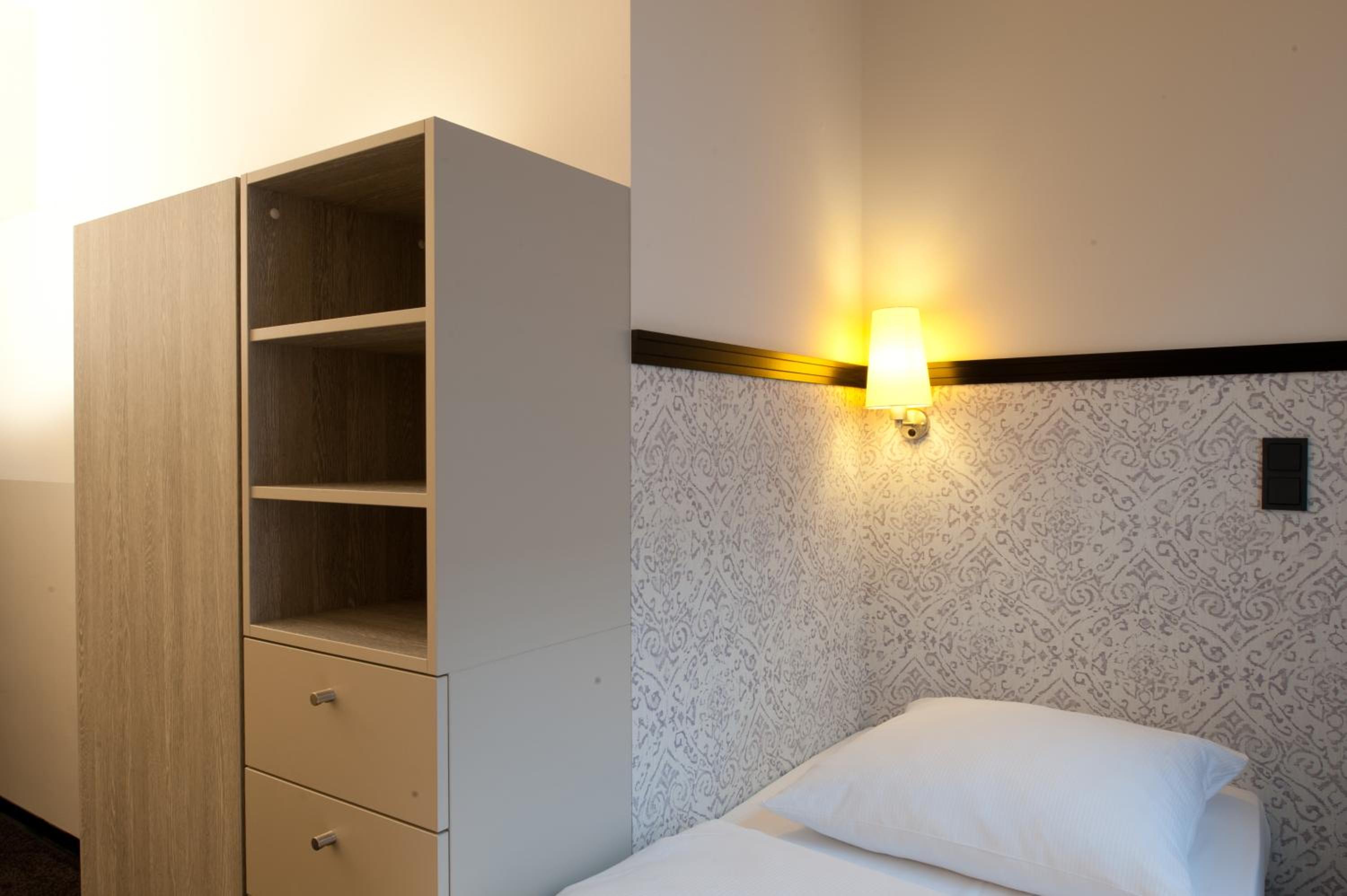 Standard Single Room photo 3