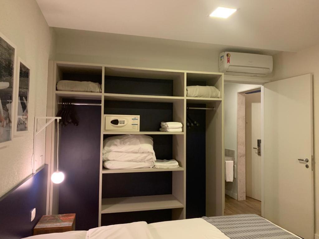 Apartment With Balcony photo 2