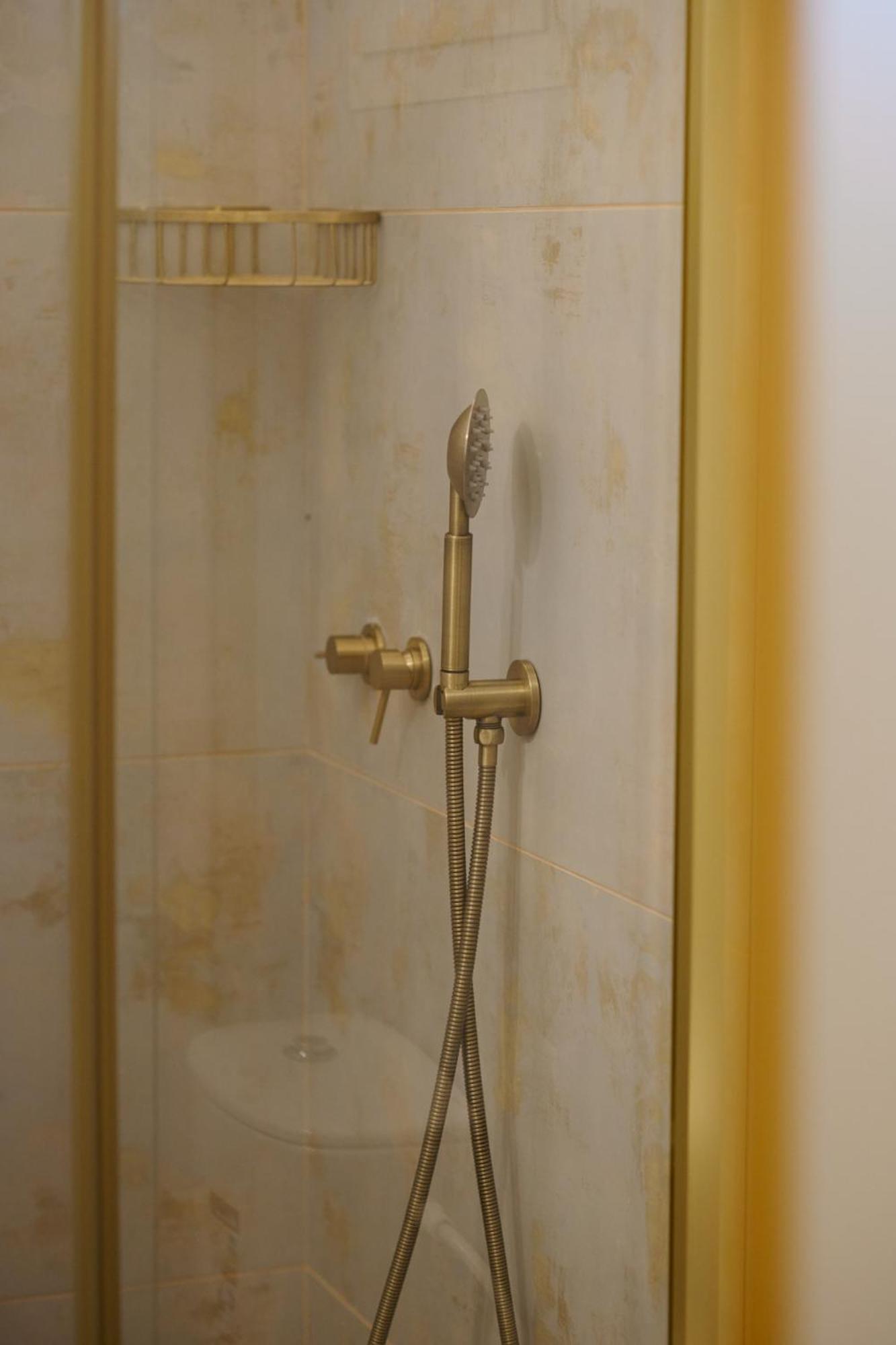 Shaked Suite - Photo 5
