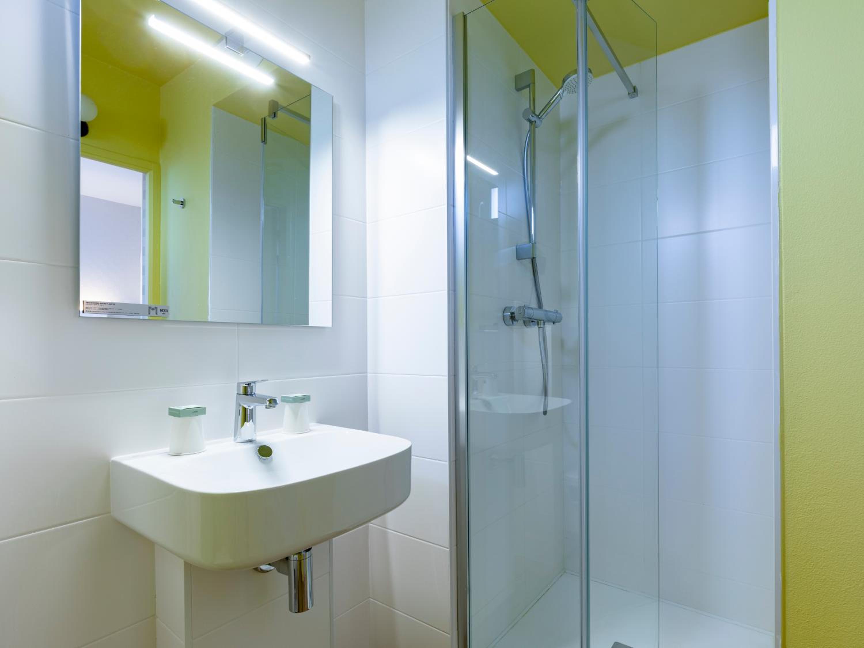 Triple Room - Photo 6
