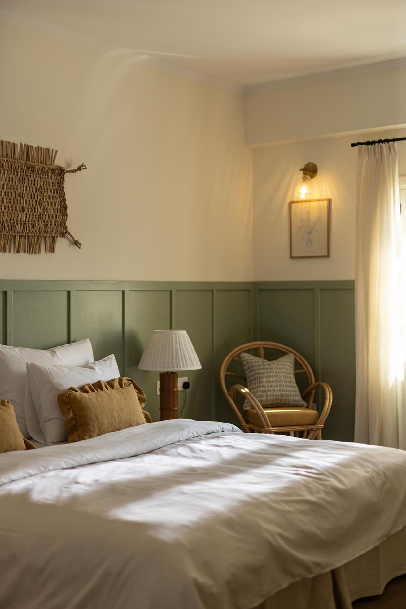 Deluxe Double or Twin Room photo 2