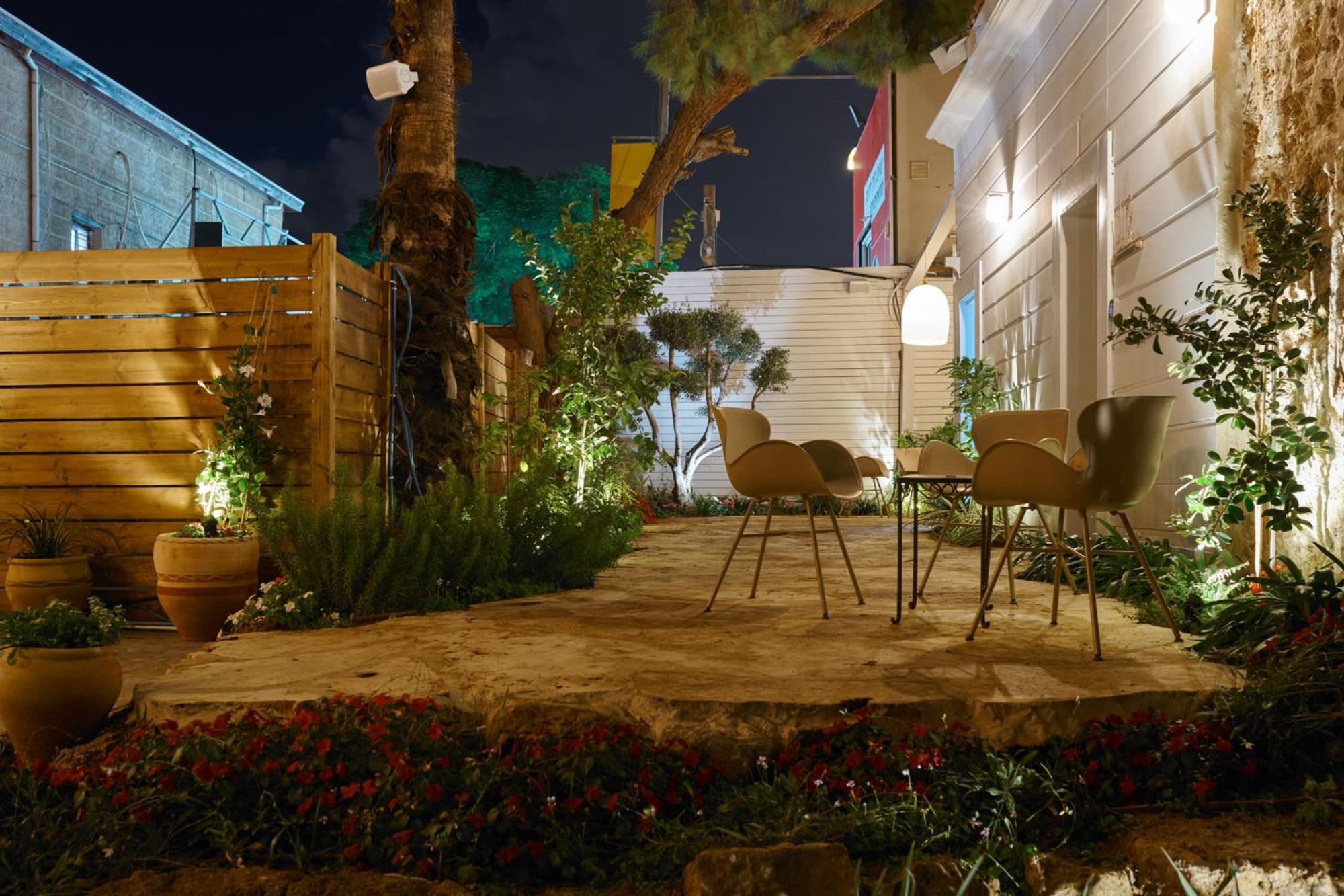 Noam Suite - Photo 1