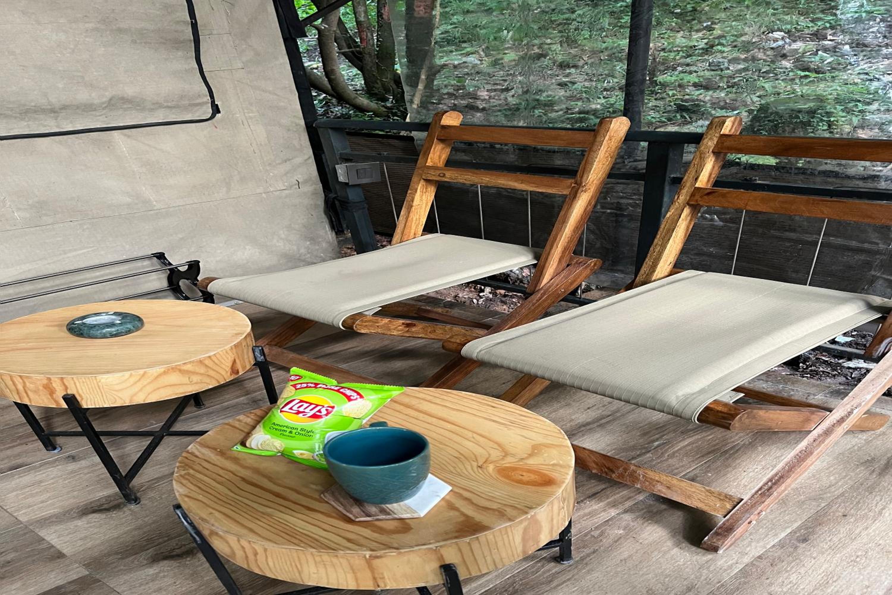Glamper With Balcony and Hammock - Photo 7
