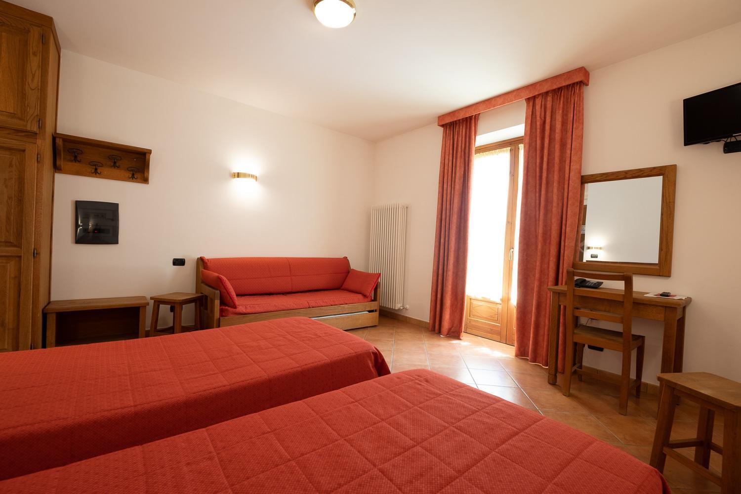Superior Triple Room photo 1