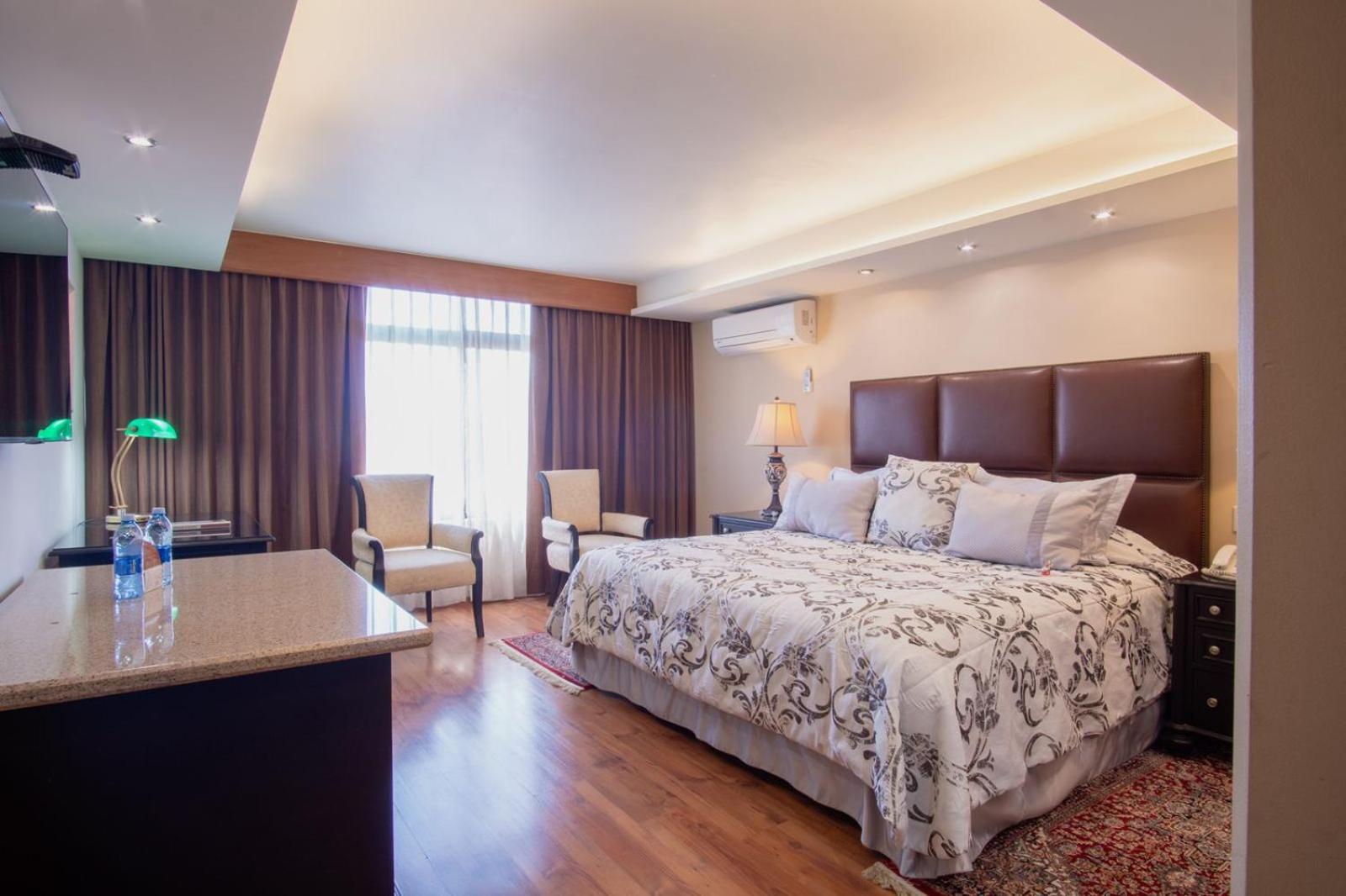 Junior Suite - Photo 1