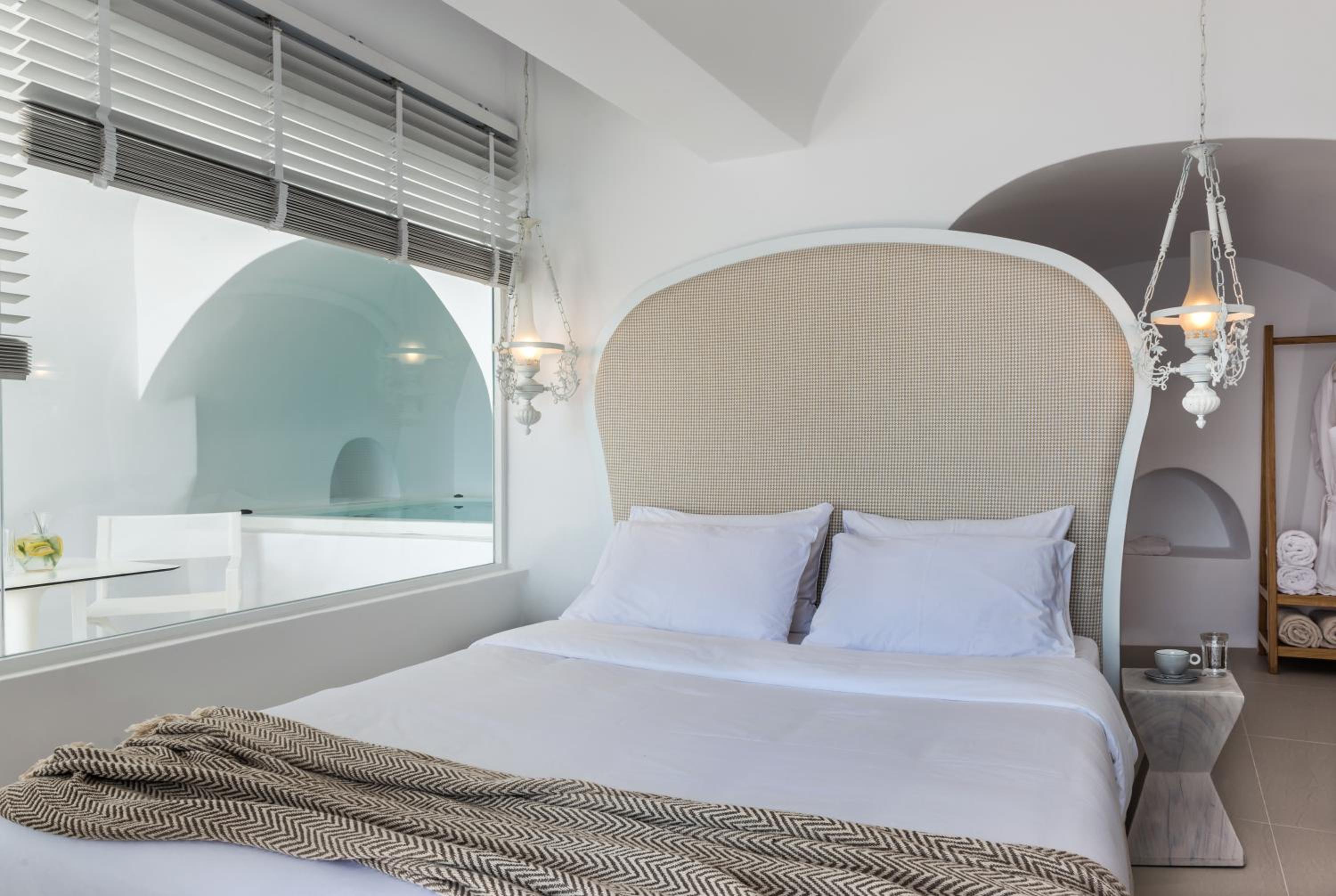 Senior Suite with Private Hot Tub and Balcony - Photo 1