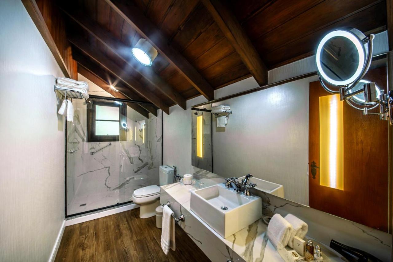 Junior Suite (2 Adults) - Photo 3