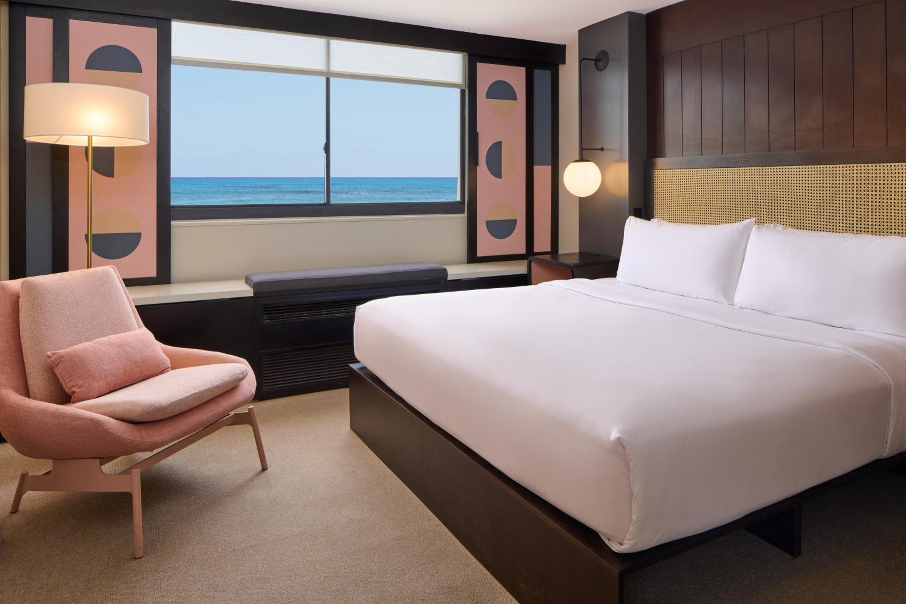 Ocean View King - Photo 1