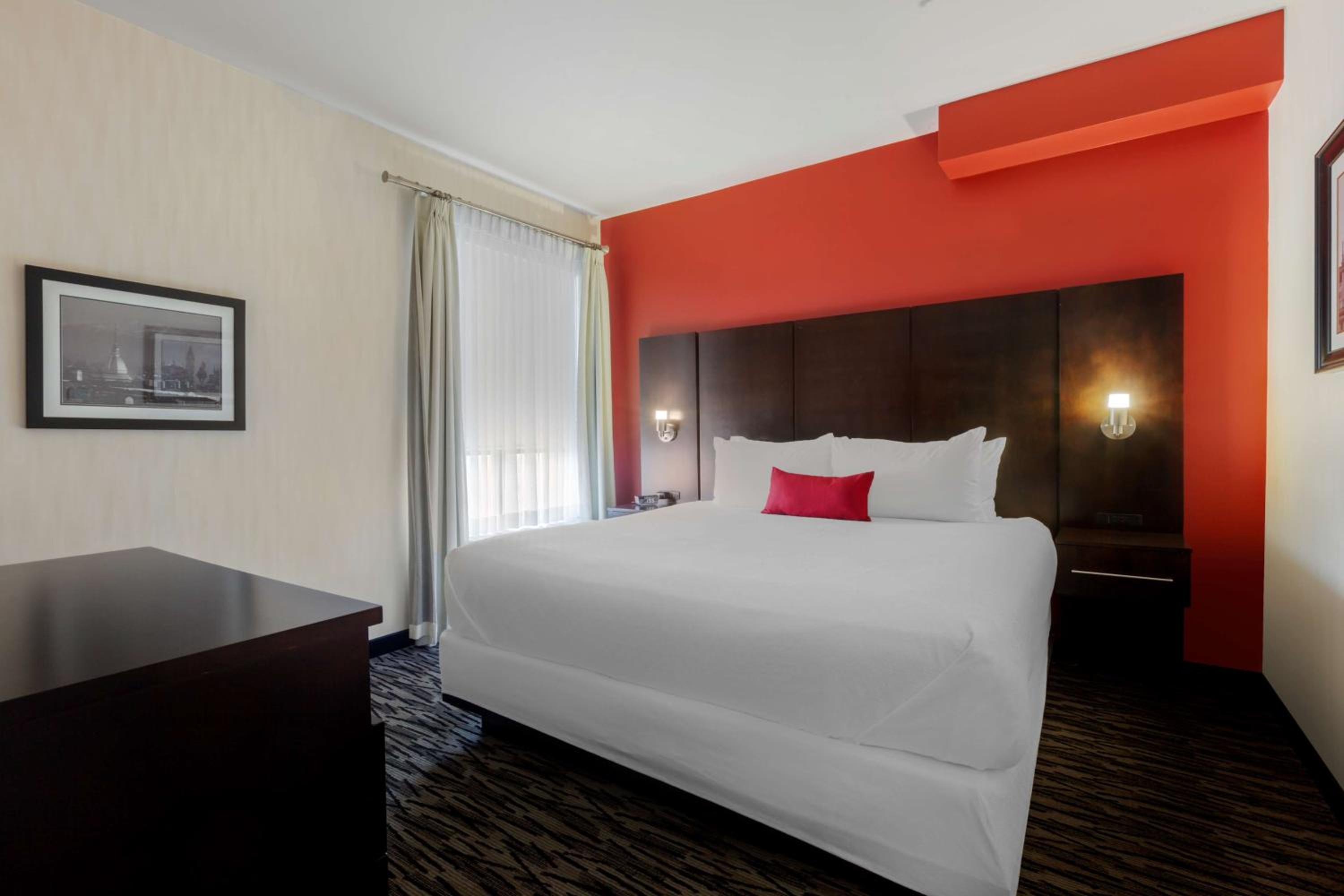 Double Suite with Sofa Bed and Kitchenette - Non Smoking