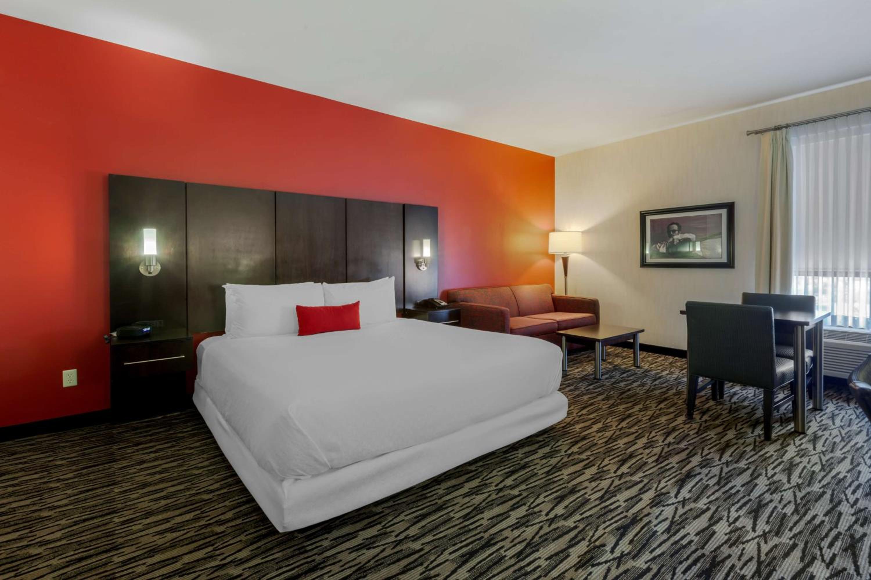 King Suite with Sofa Bed - Photo 3