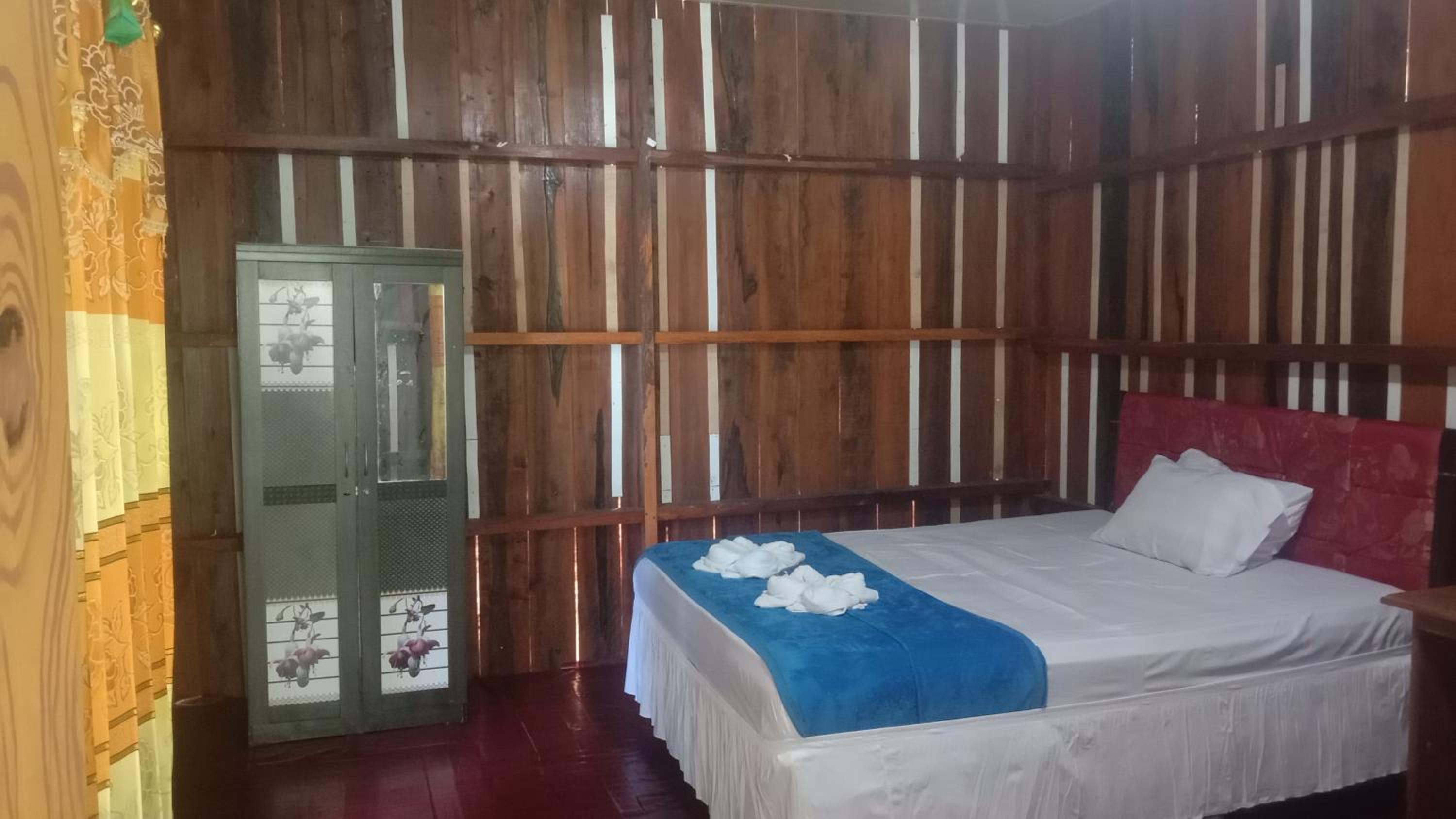 Deluxe Room (2 Adults + 1 Child) photo 1