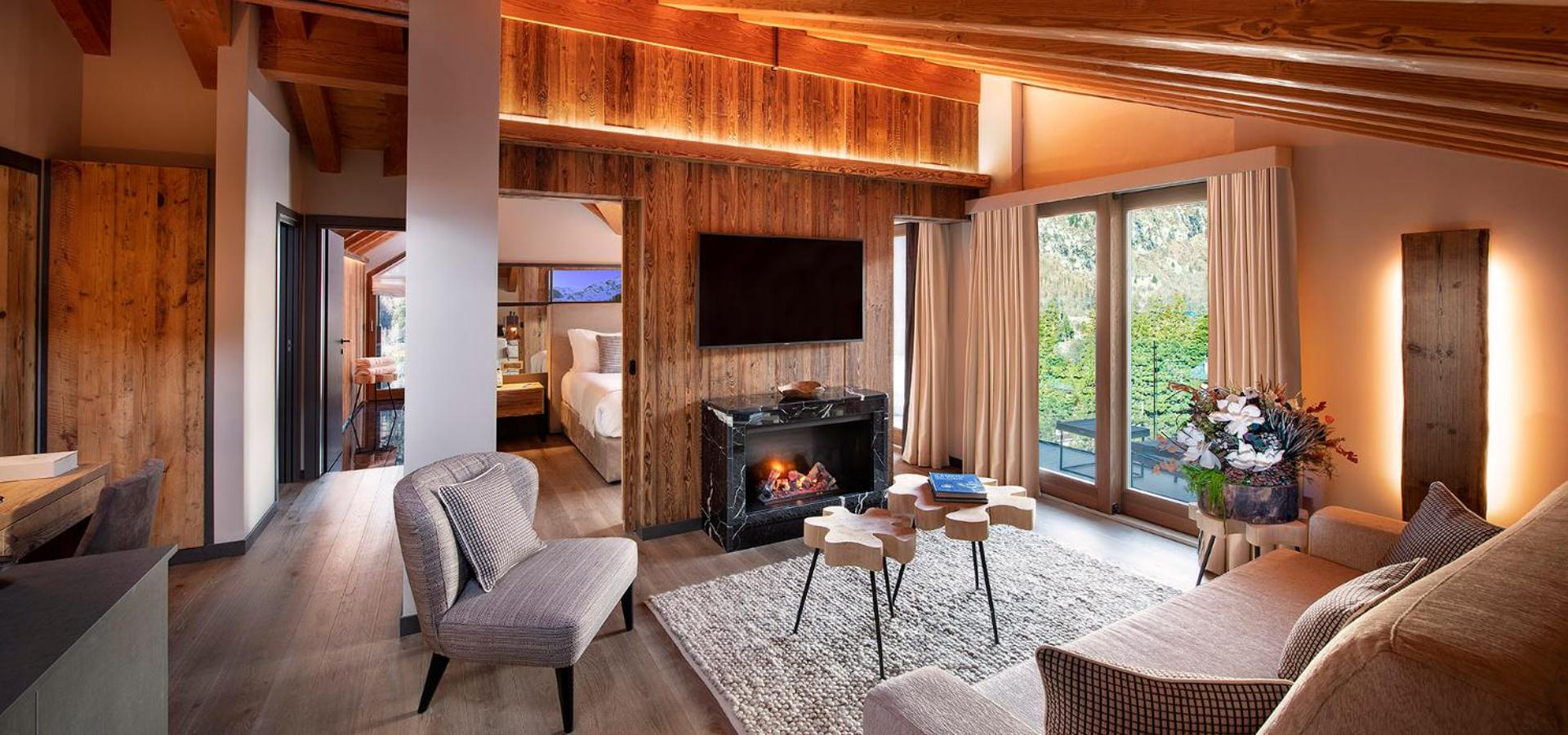 Rooftop Suite with Mountain View Quadruple