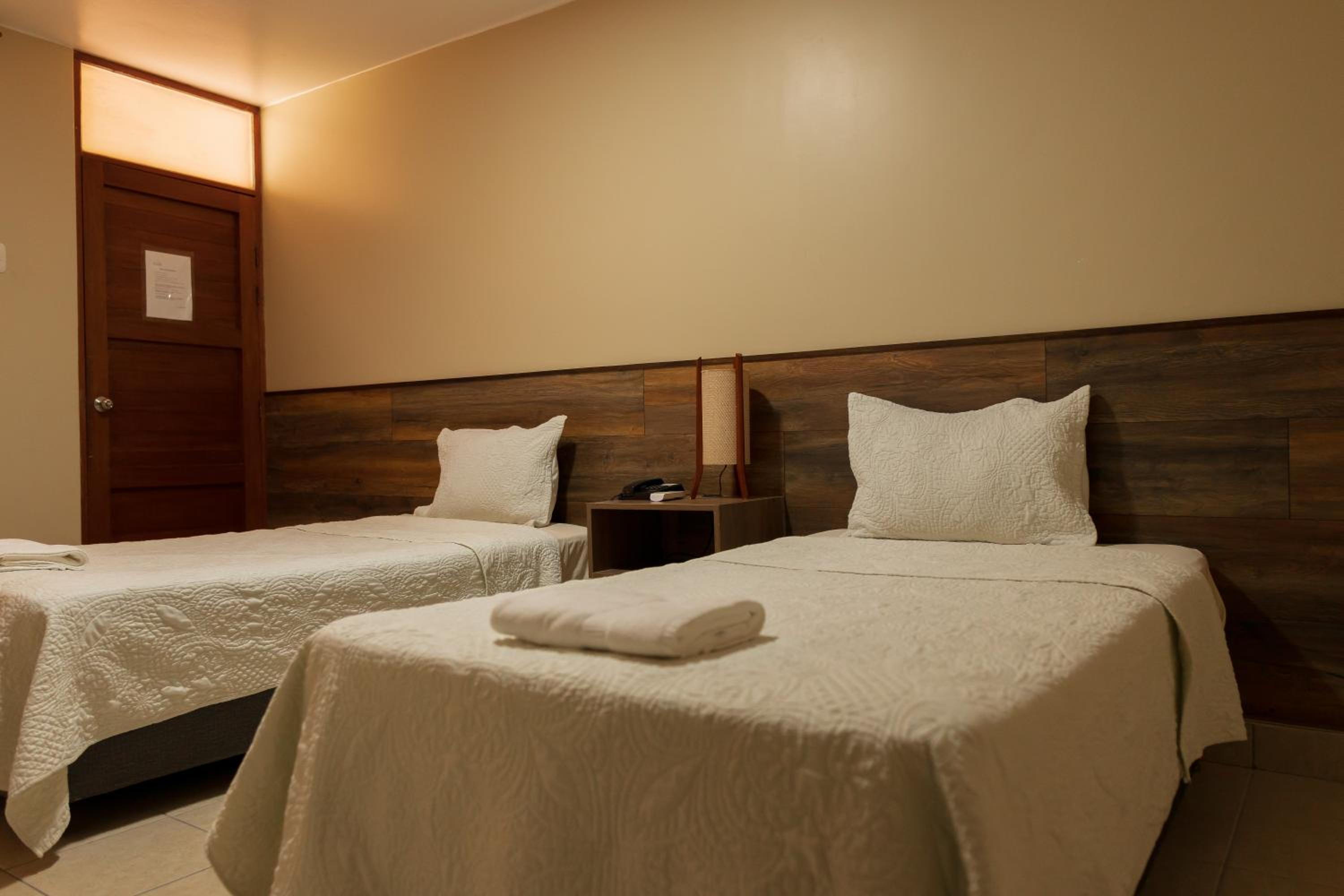 Basic Twin Room with Interior View photo 2