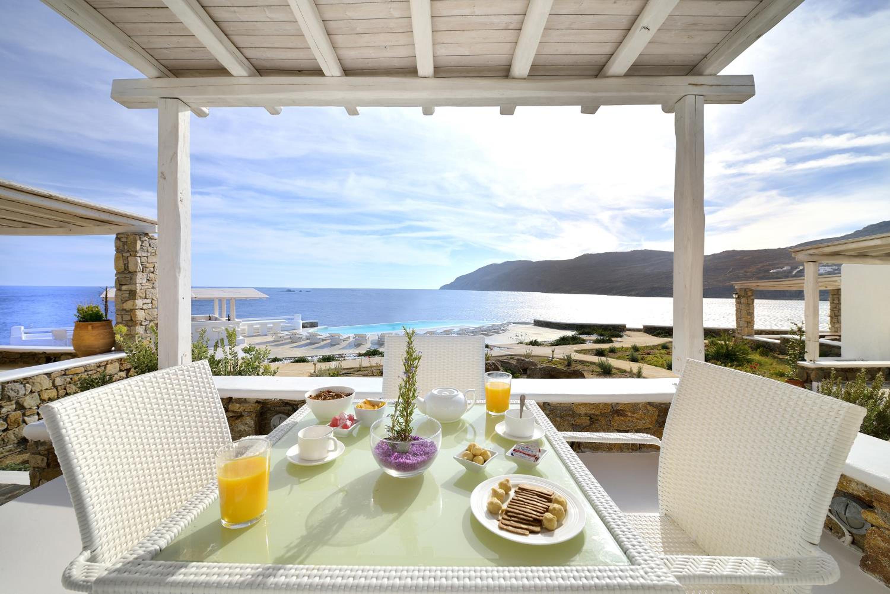 Deluxe Double Room with Sea View photo 3