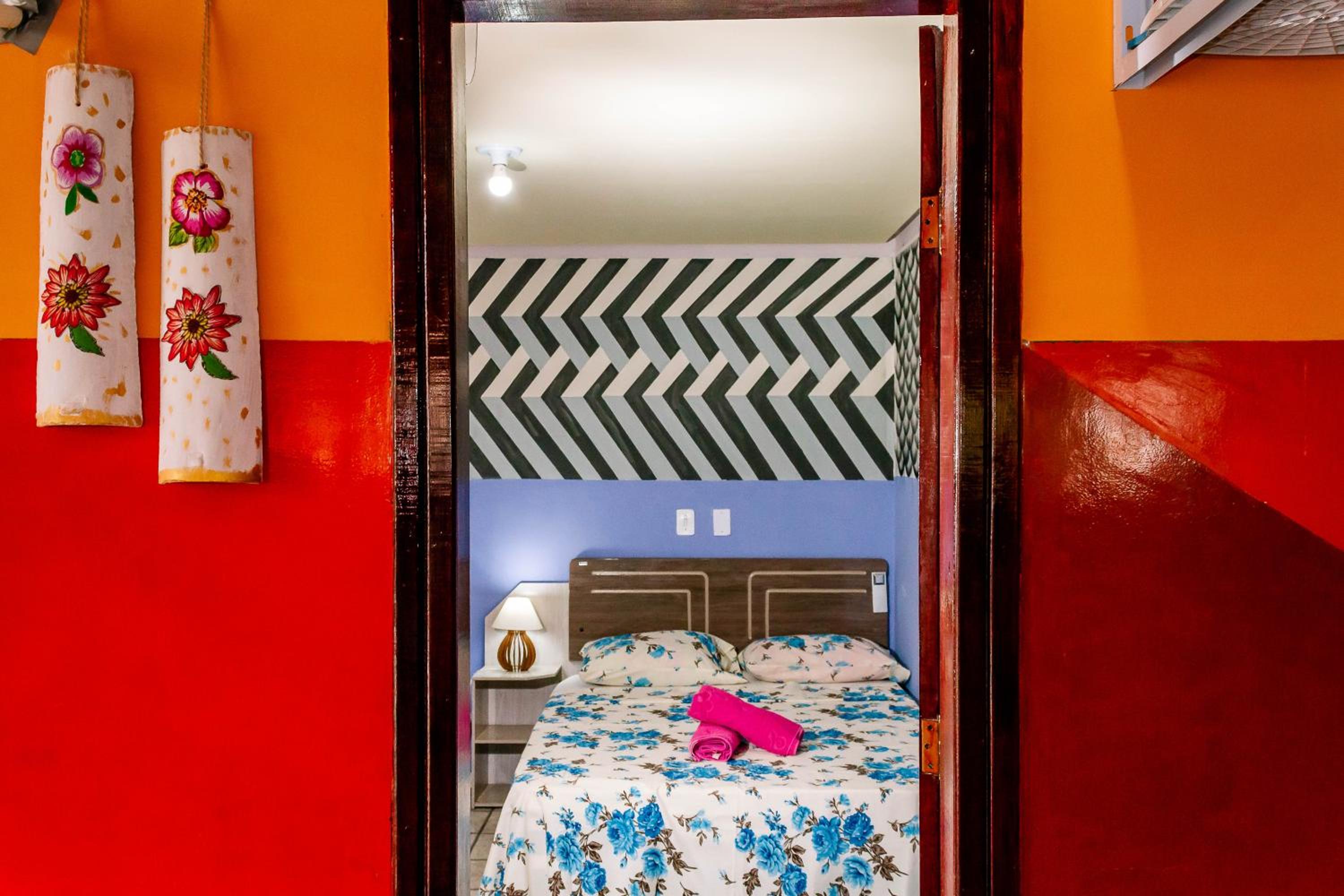 Quadruple Room with Bathroom - Photo 5