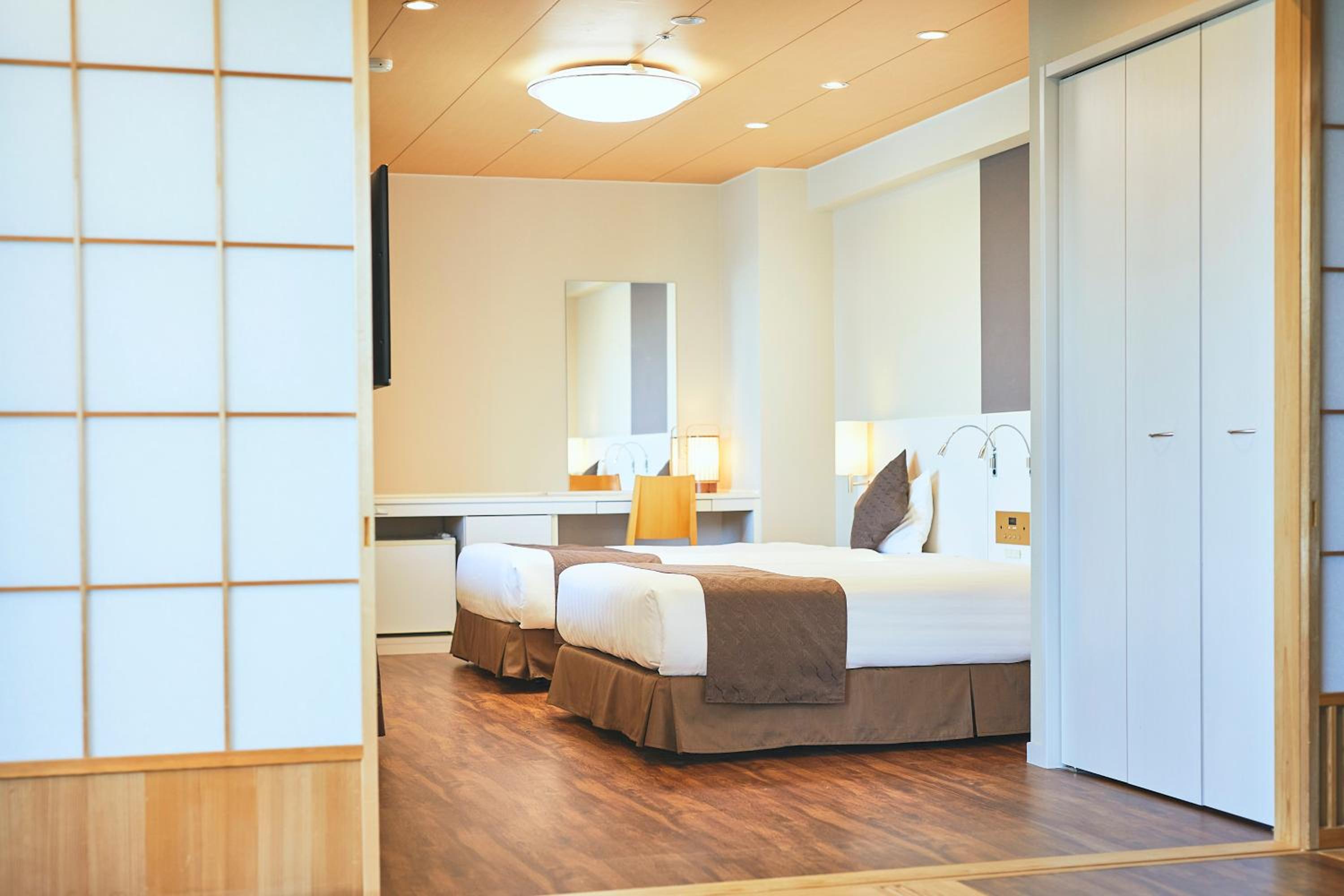 Special Japanese-Western Style Room (With View Bath)
