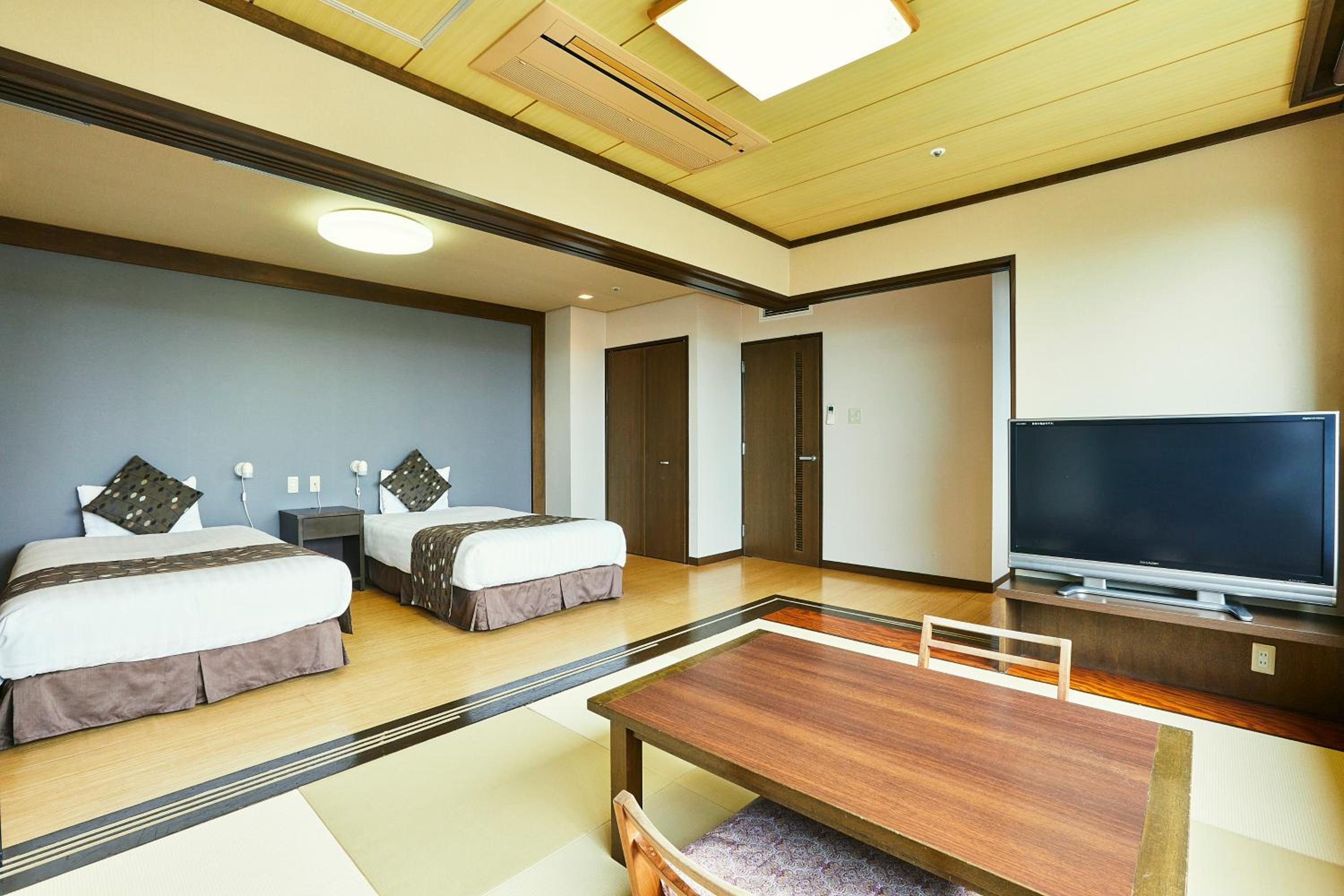 Special Japanese-Western Style Room (With Open-Air Bath)