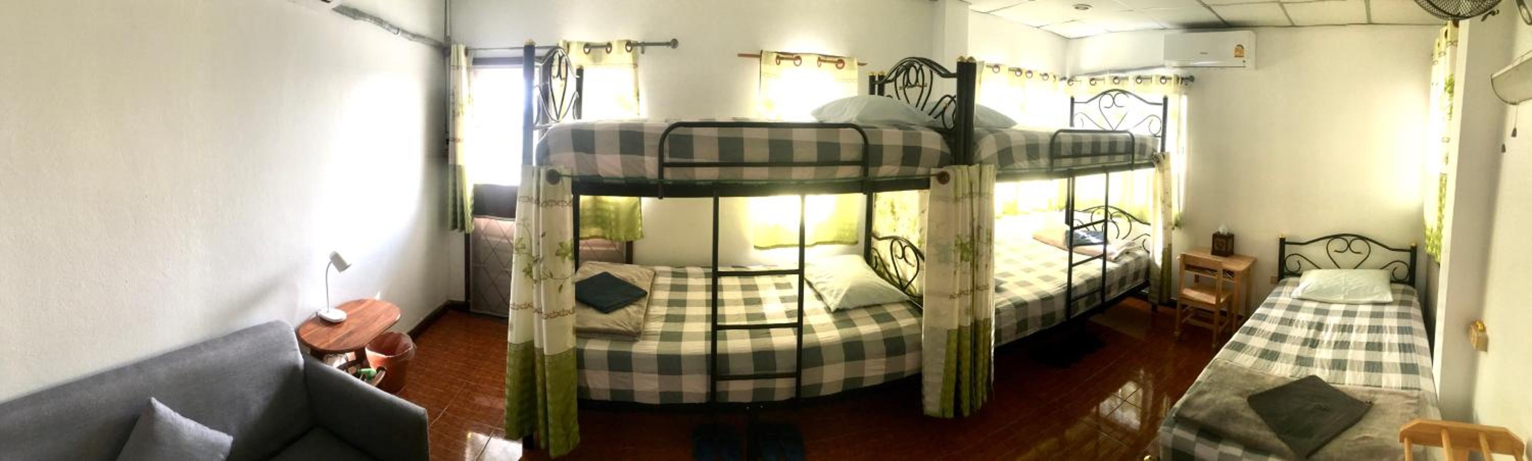 Bed In 6-Bed Mixed Dormitory Room photo 1