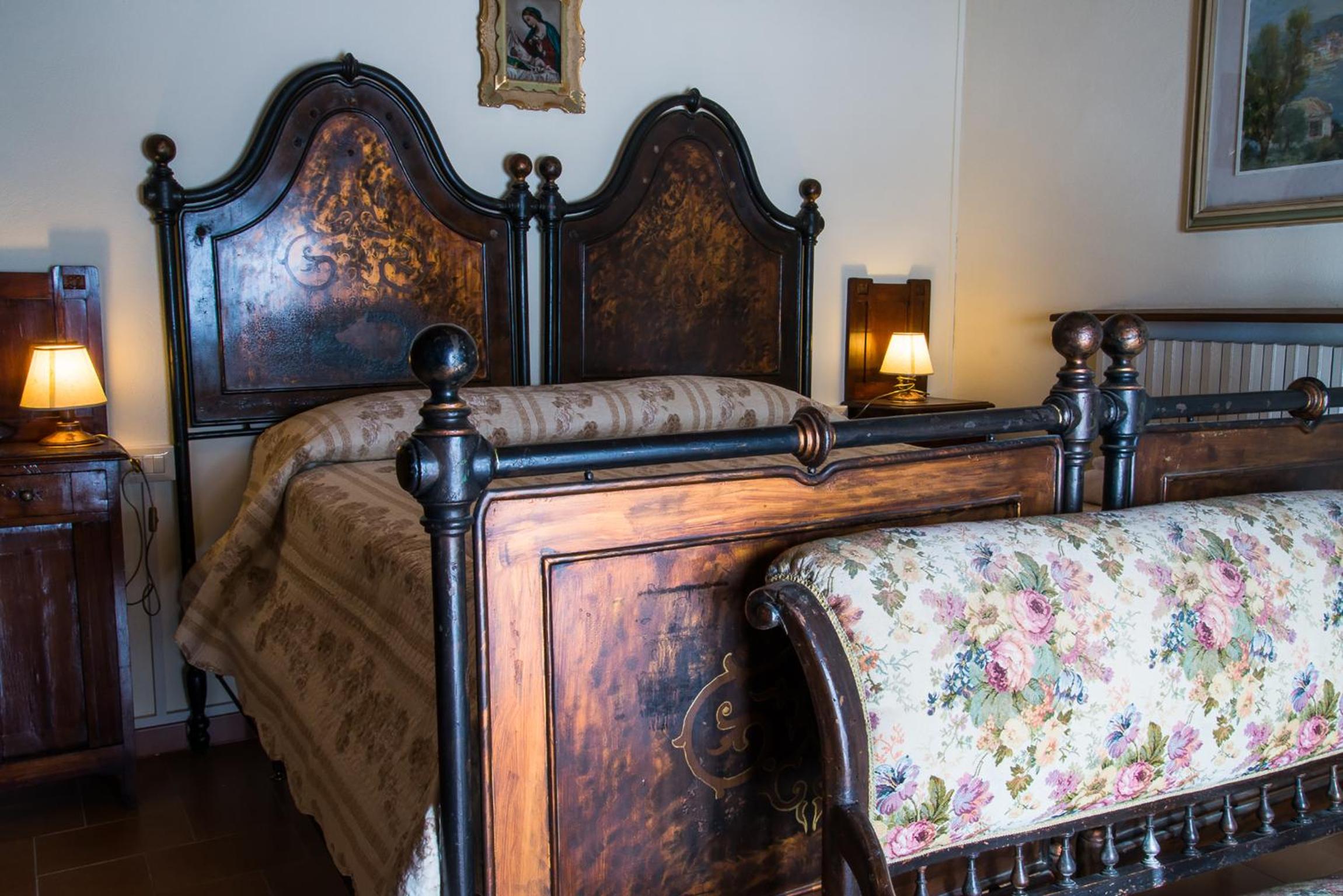 Double Room - Photo 5