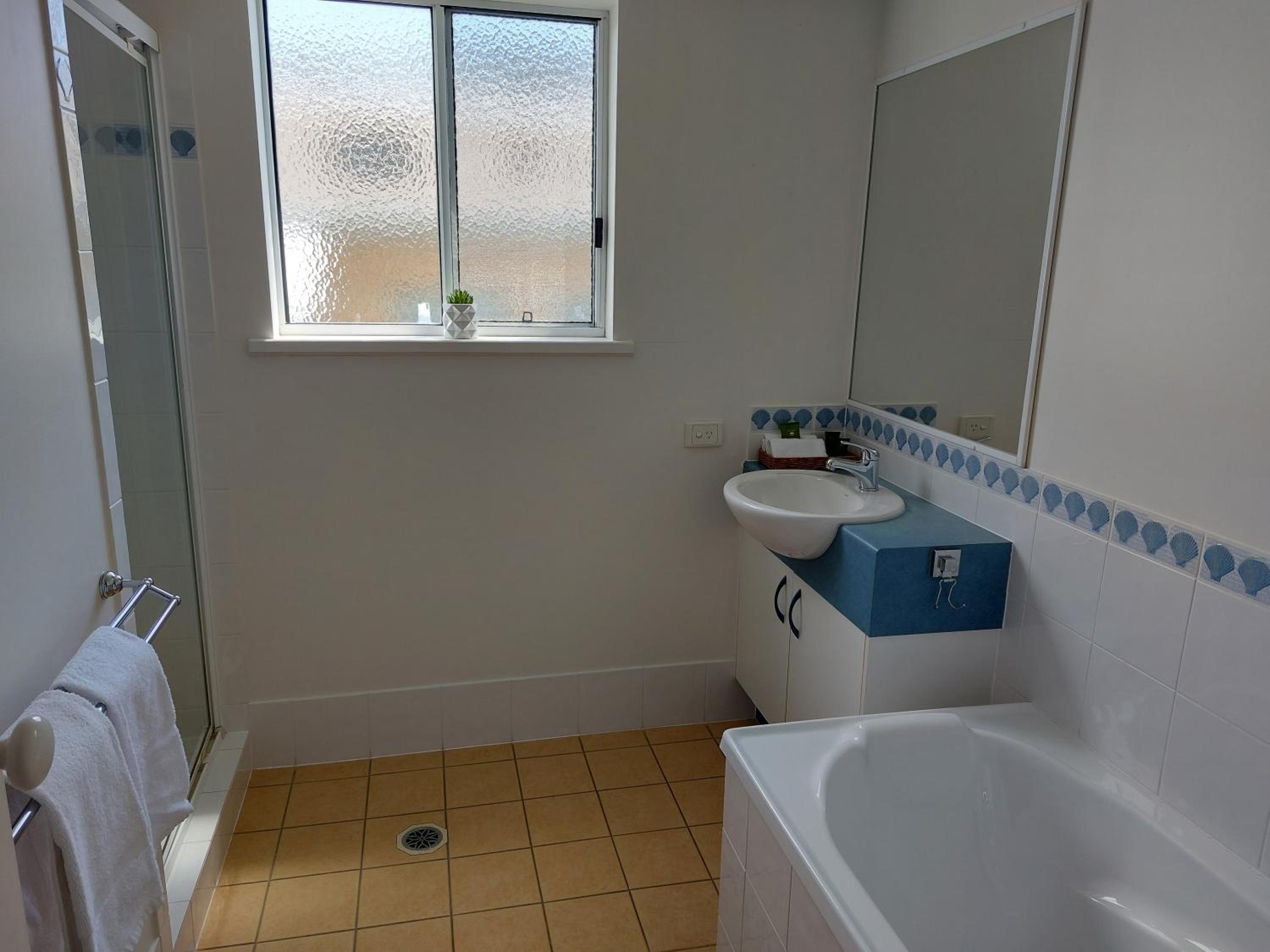 Beachfront Three-Bedroom Apartment - Level 3 photo 2