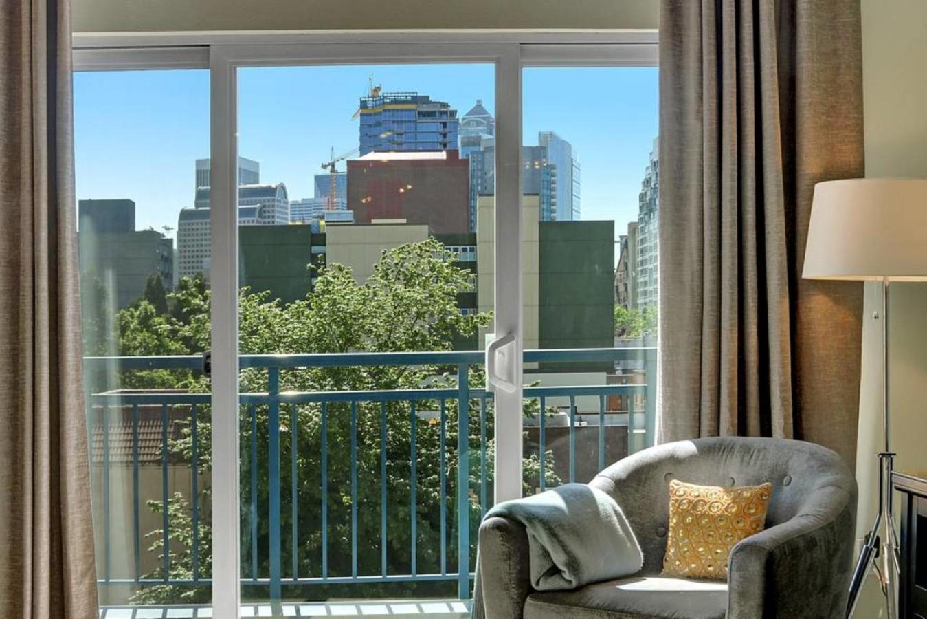 One-Bedroom Apartment - Photo 47