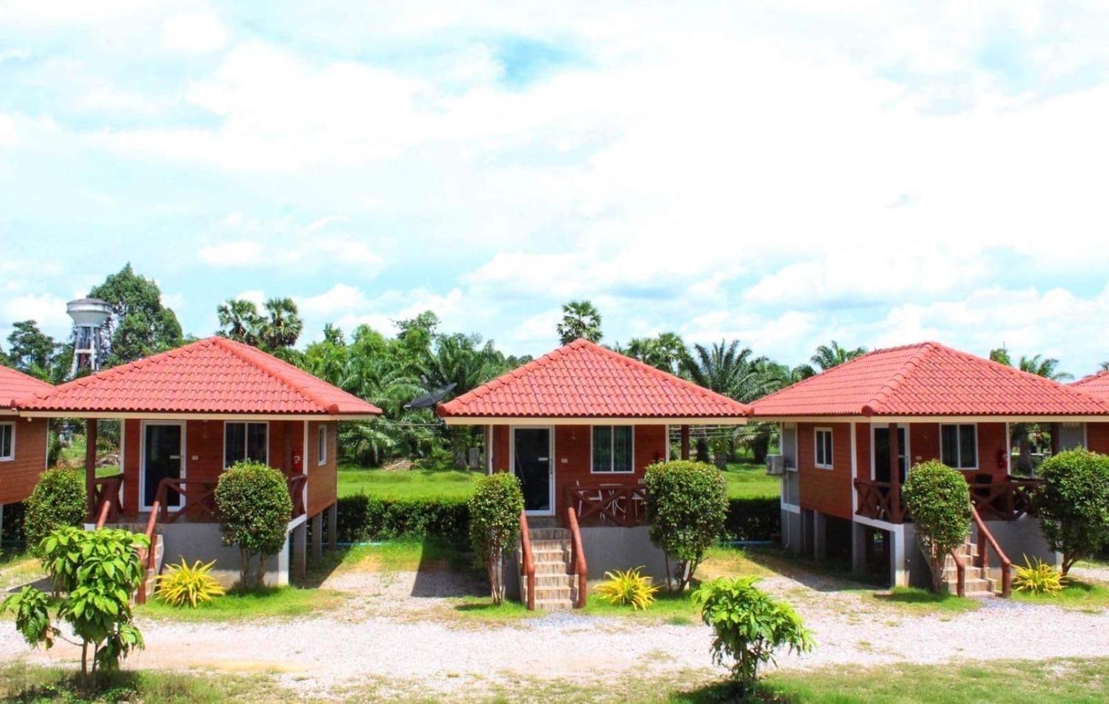 Bungalow photo 2