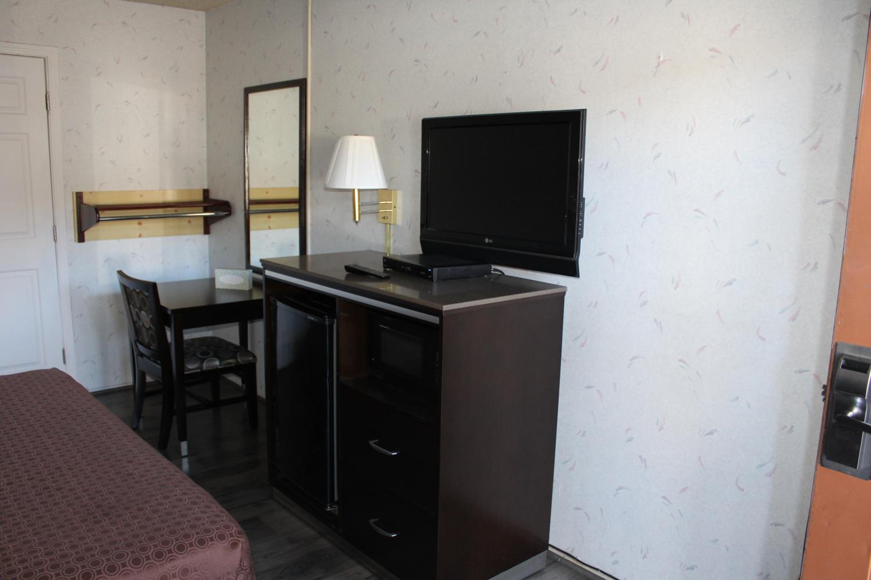King Room - Disability Access - Photo 1