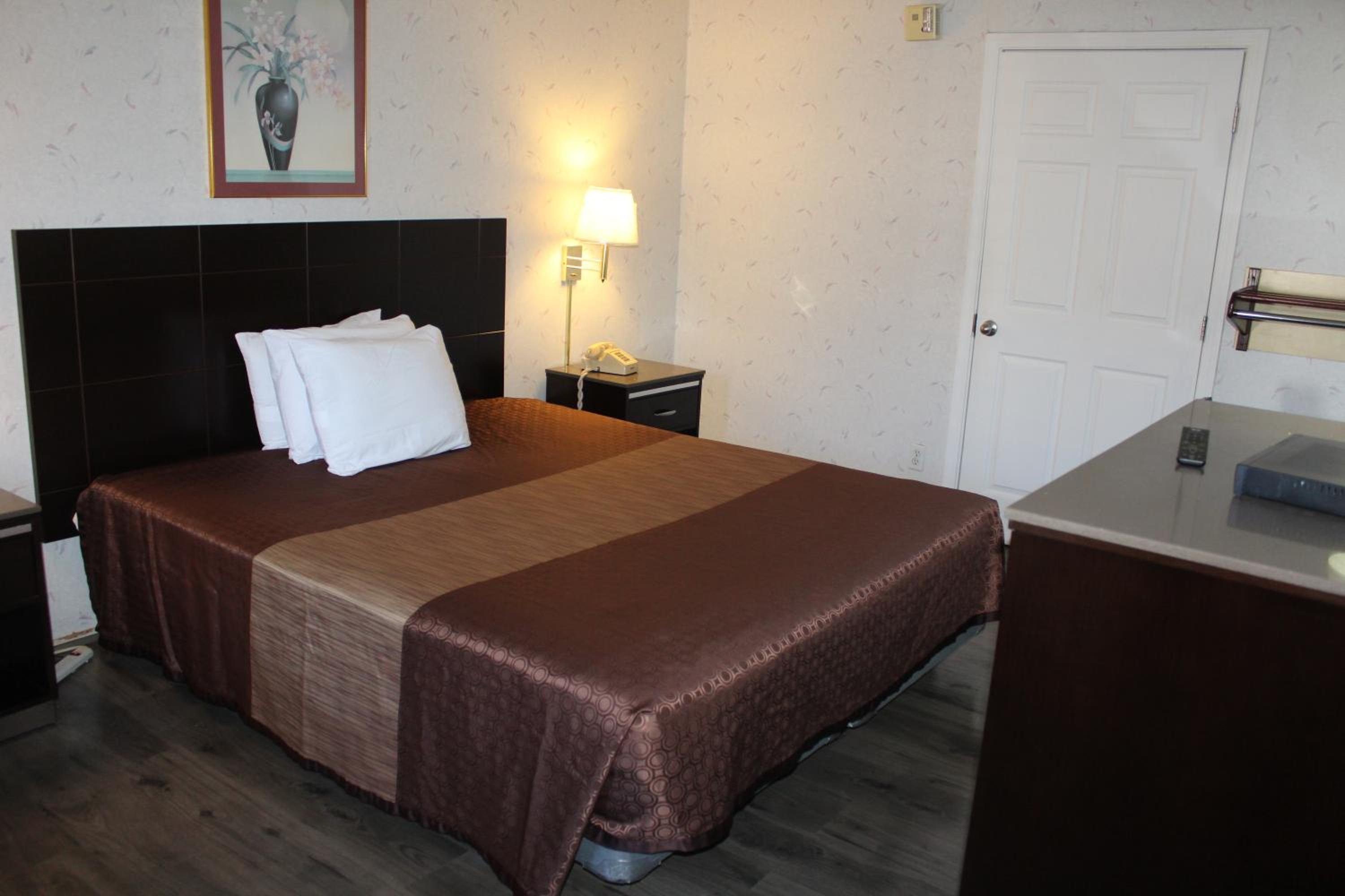 King Room - Disability Access - Photo 3