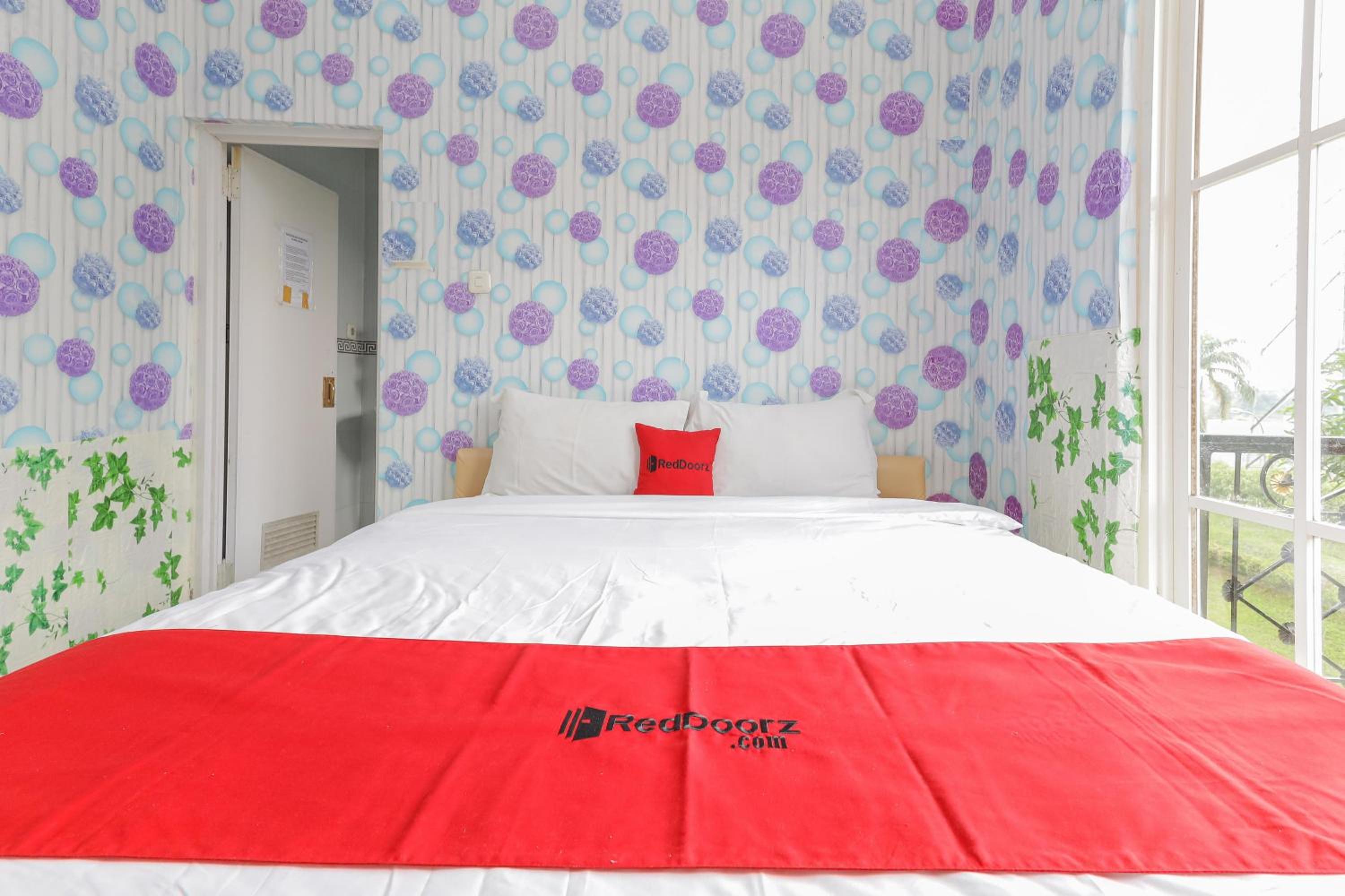 Standard Double Room - Photo 8