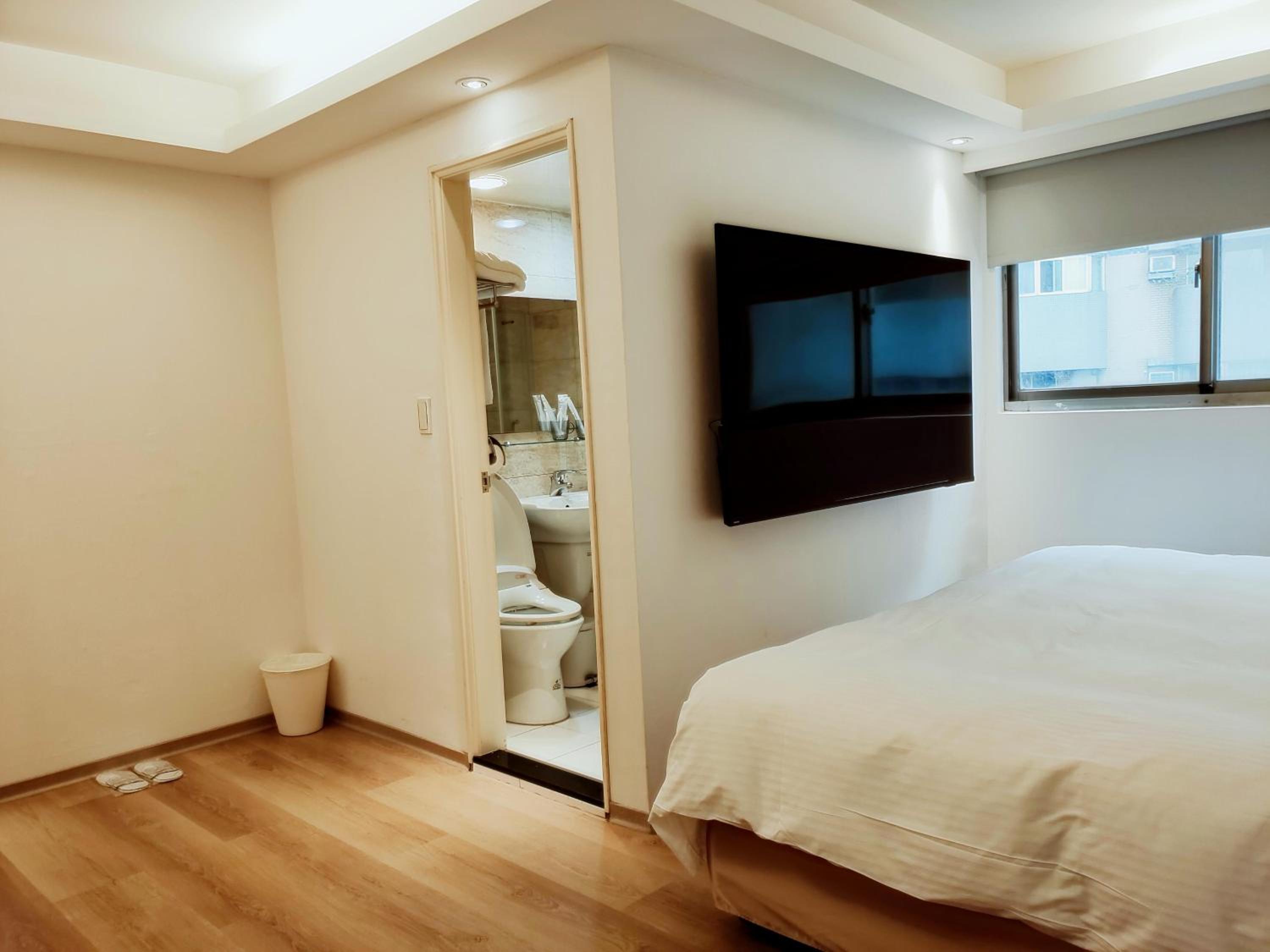 Deluxe Double Room photo 3