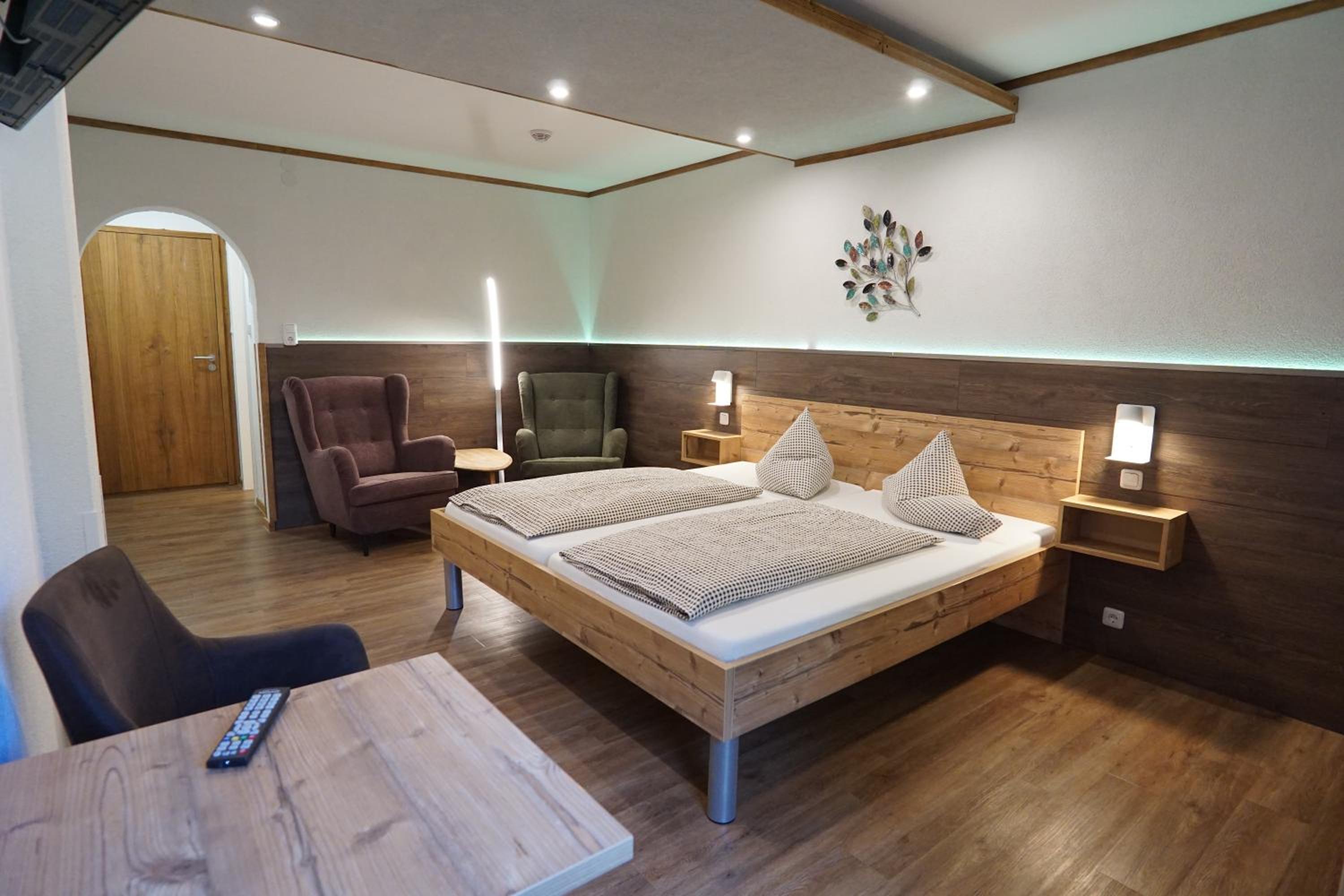 Budget Double Room photo 2