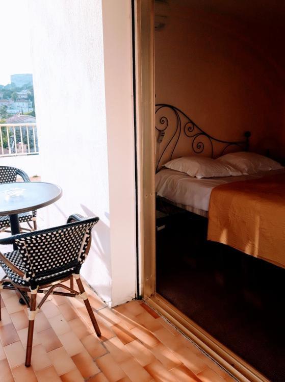 Double Room with Sun Terrace photo 3