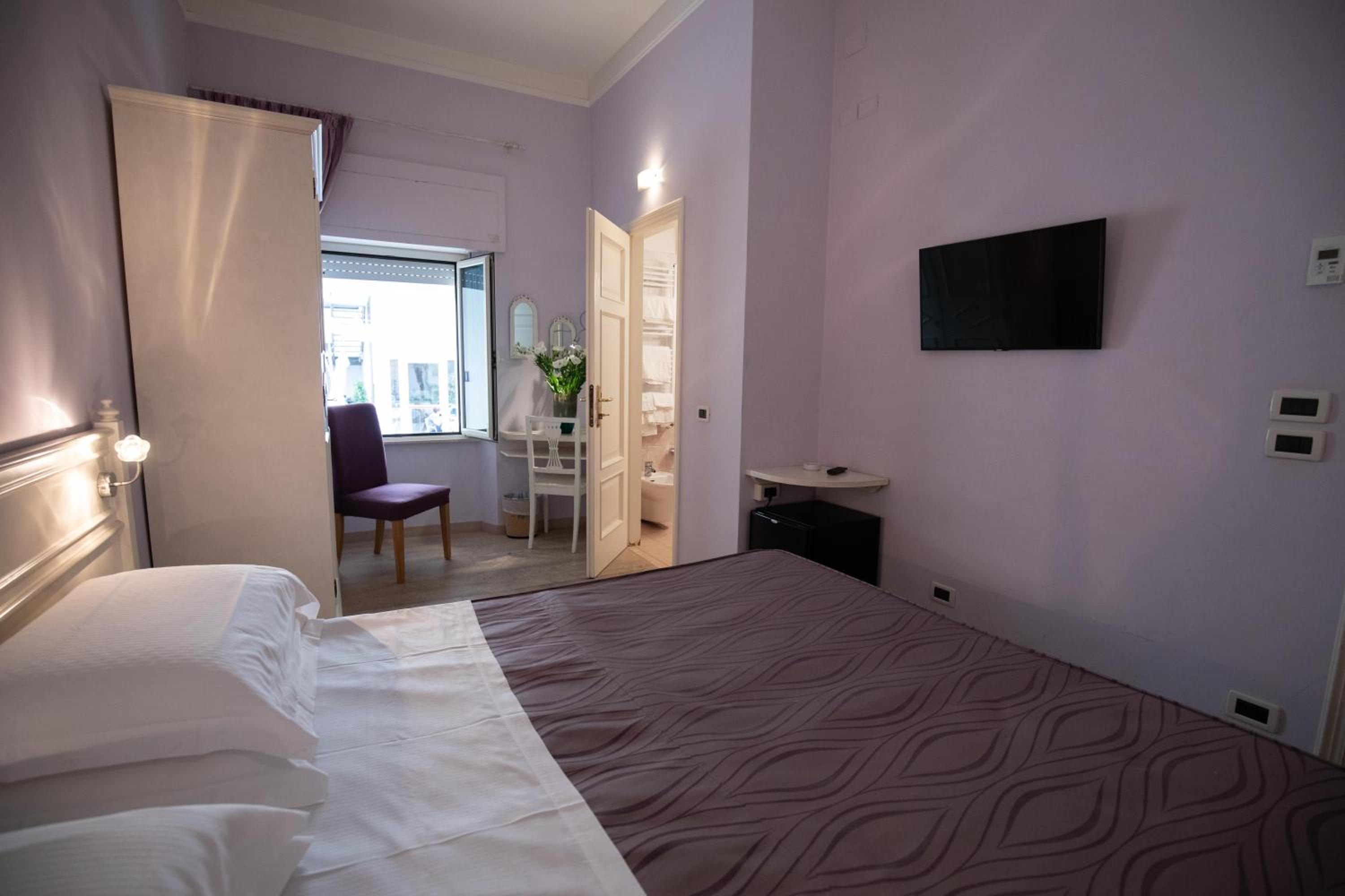 Double Room with Garden View photo 2