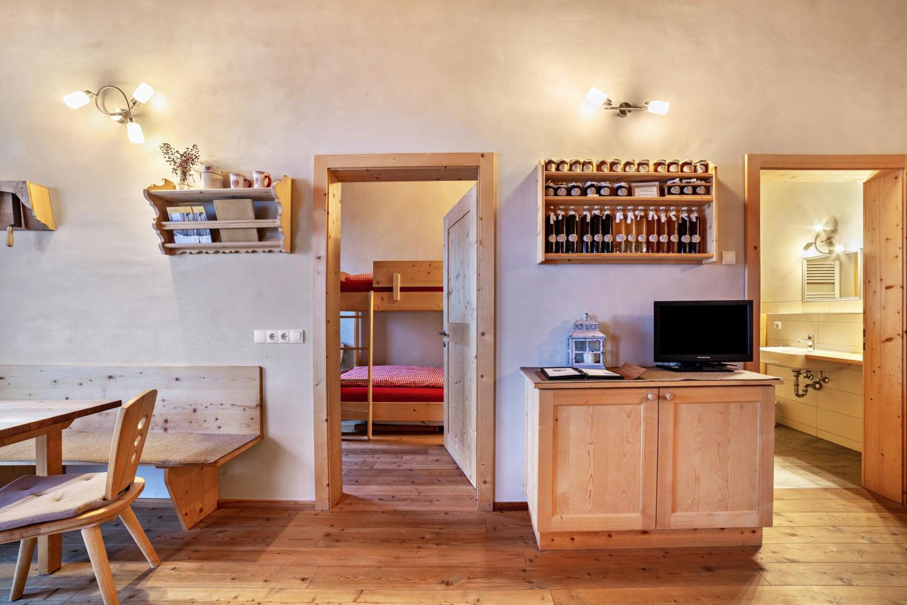Two-Bedroom Apartment with Mountain View photo 1