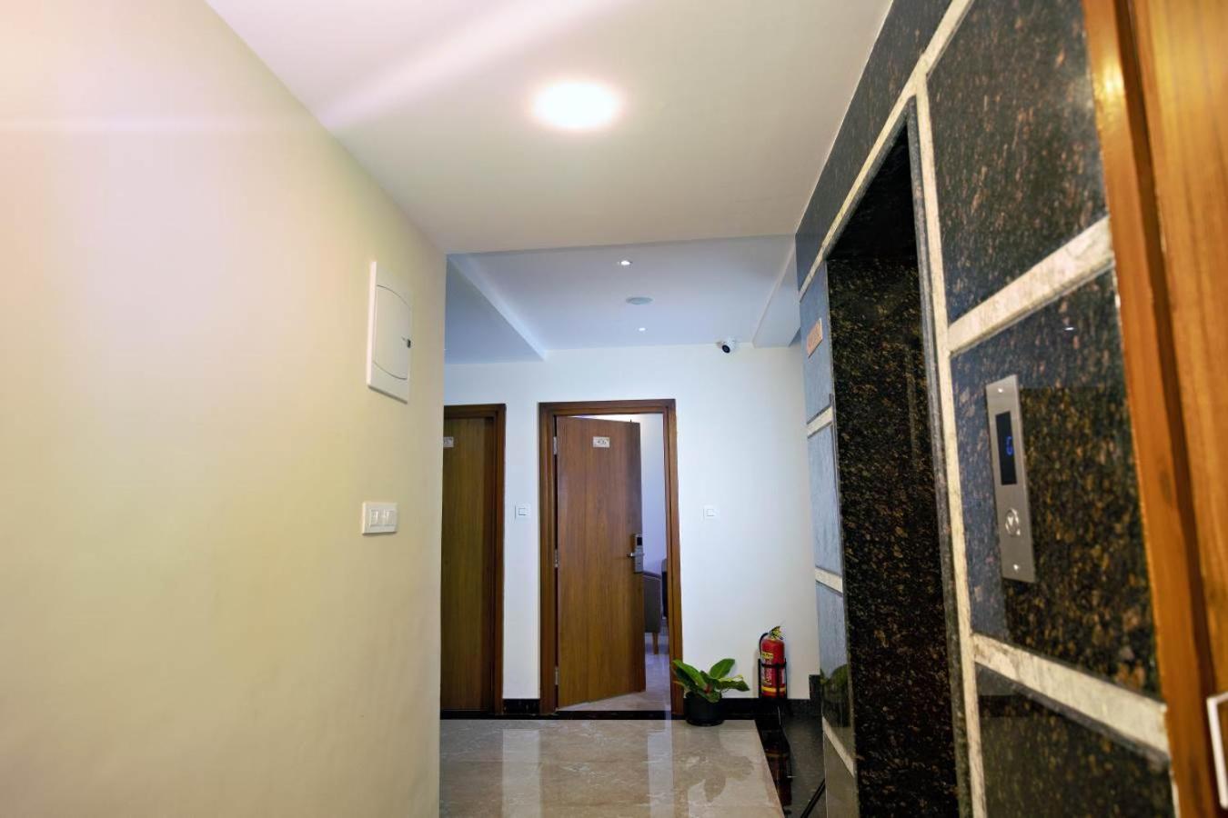 Suite - Photo 2