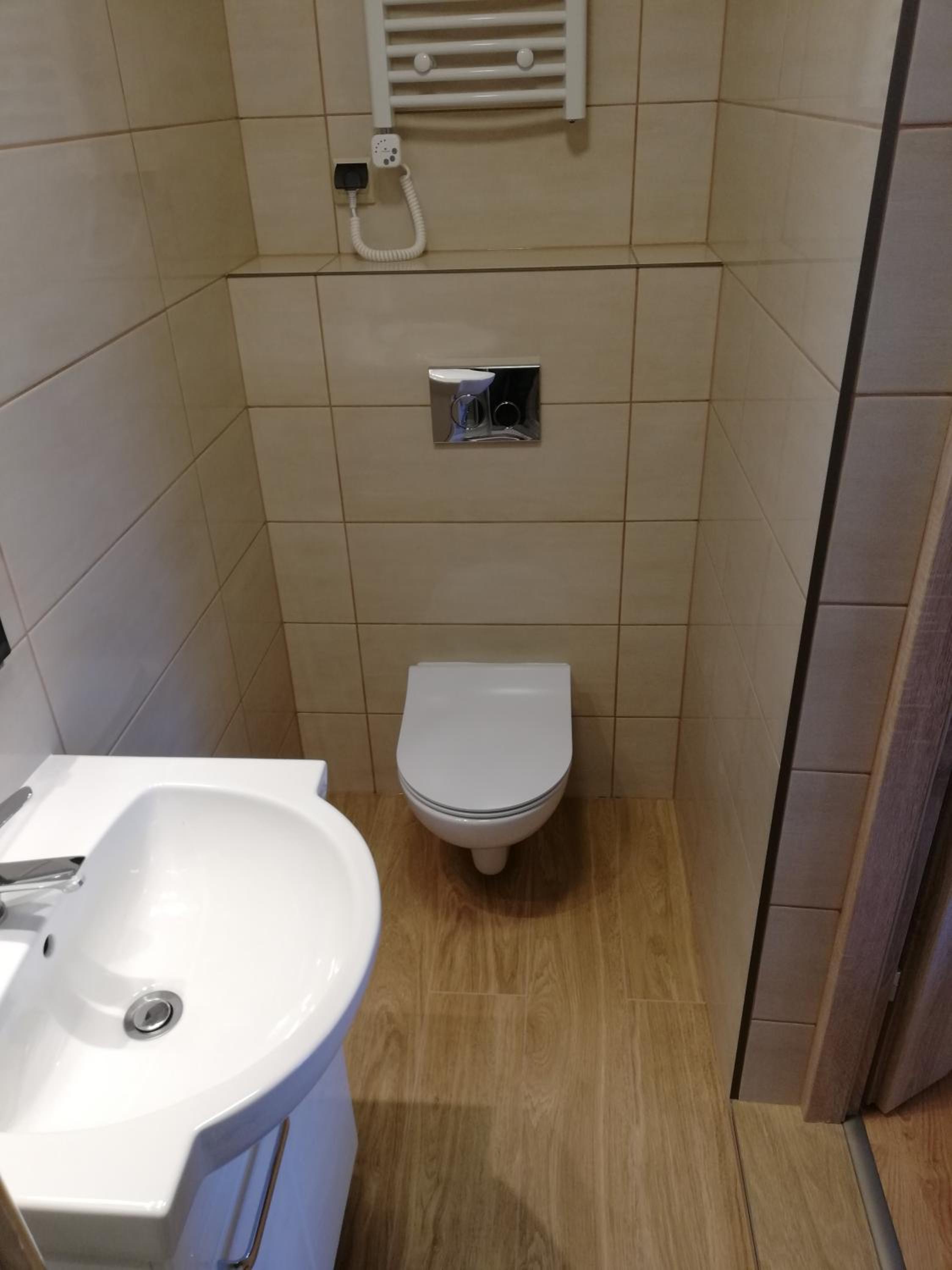 Triple Room with Private Bathroom - Photo 5