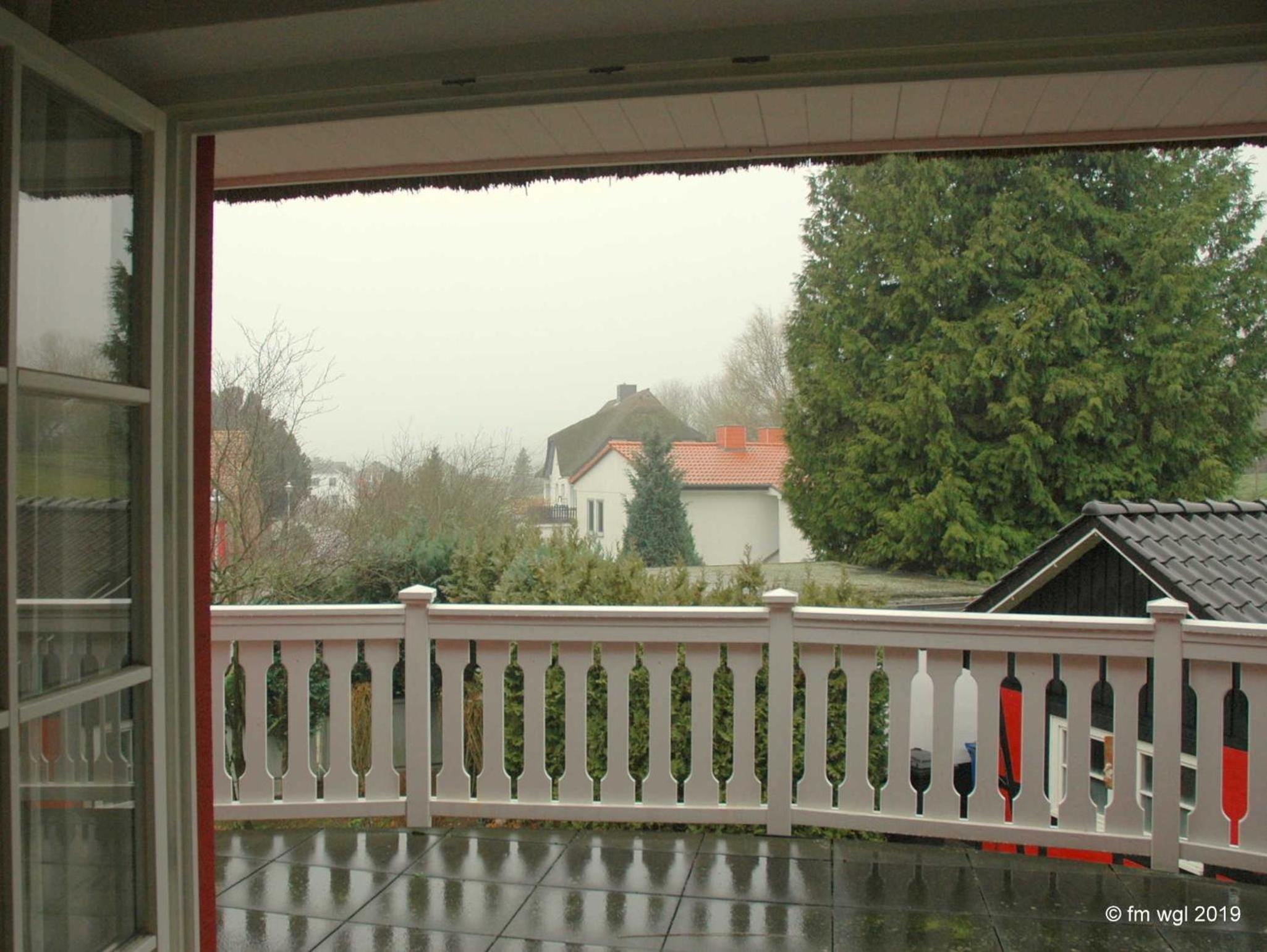 One-Bedroom Apartment with Balcony photo 2
